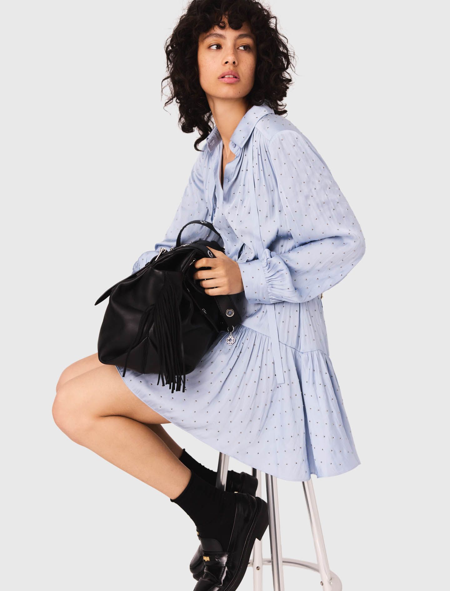 Maje - Đầm ngắn satin xếp nếp đính đá