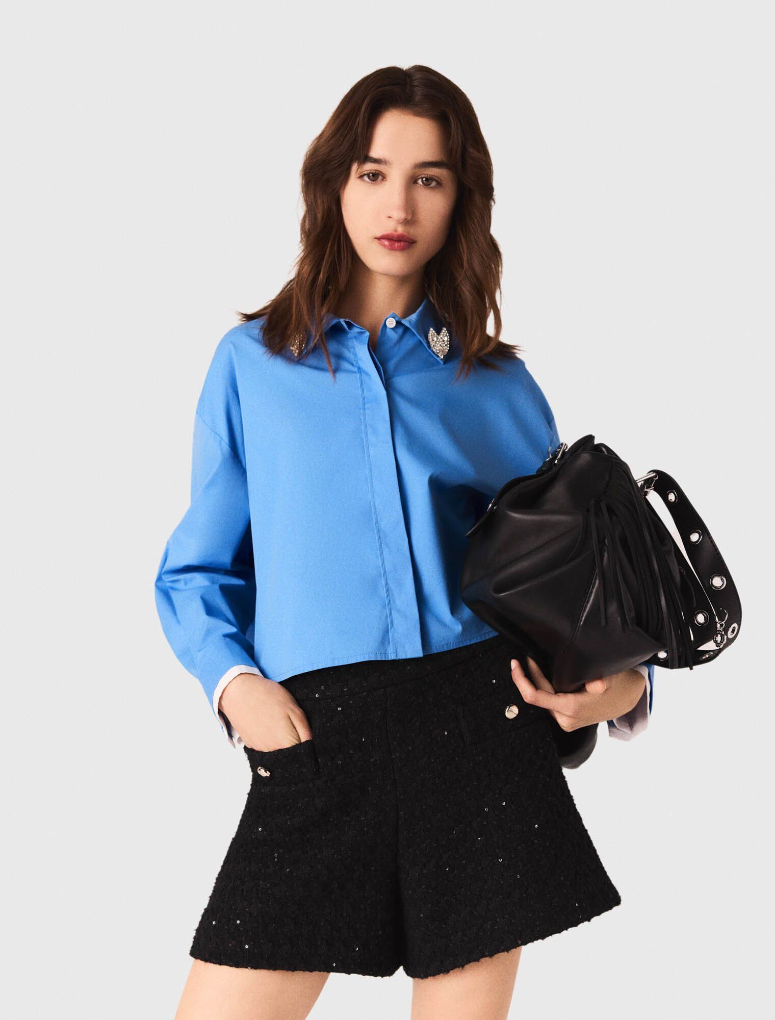 Quần short tweed đính đá