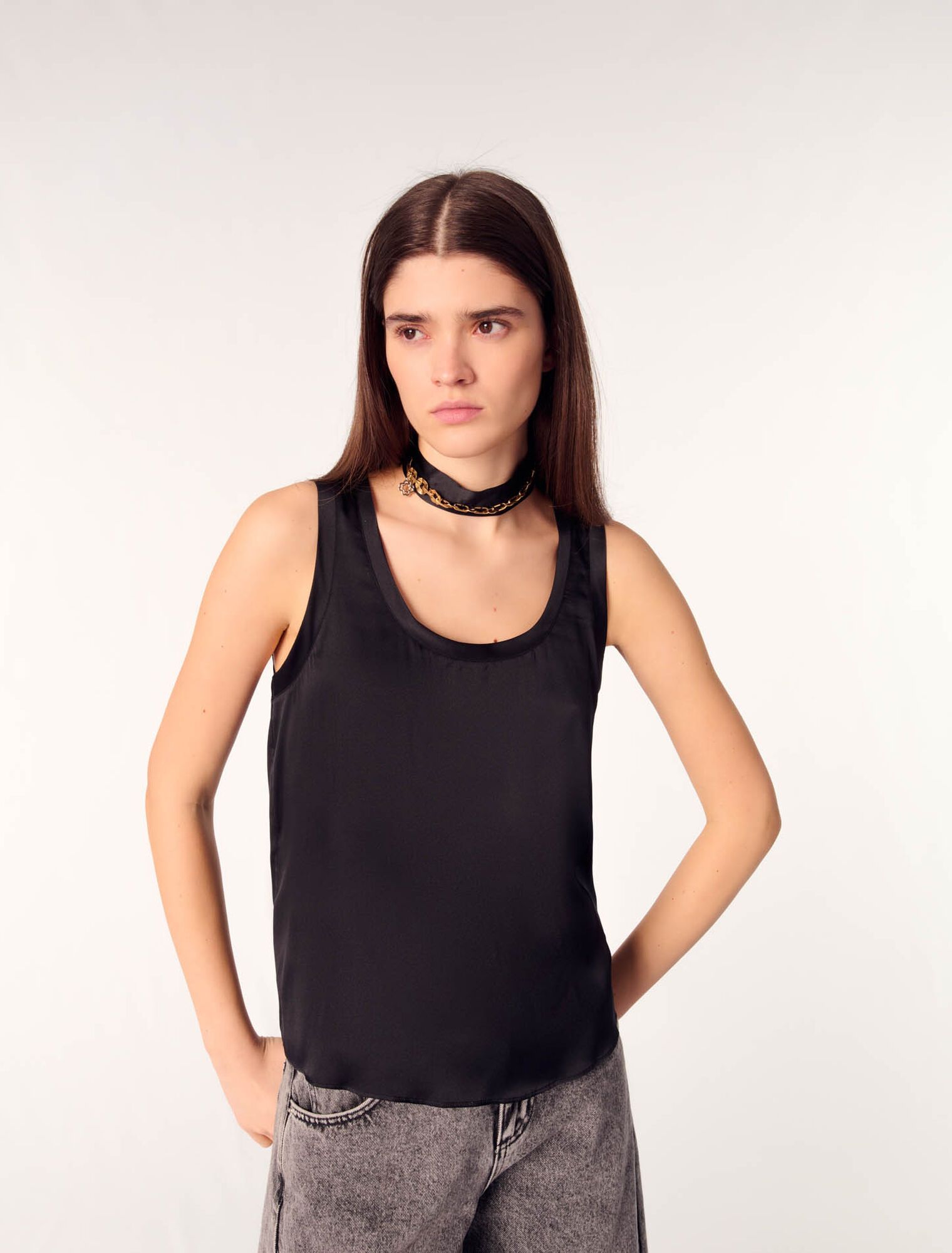 Maje - Áo tanktop satin lụa trơn