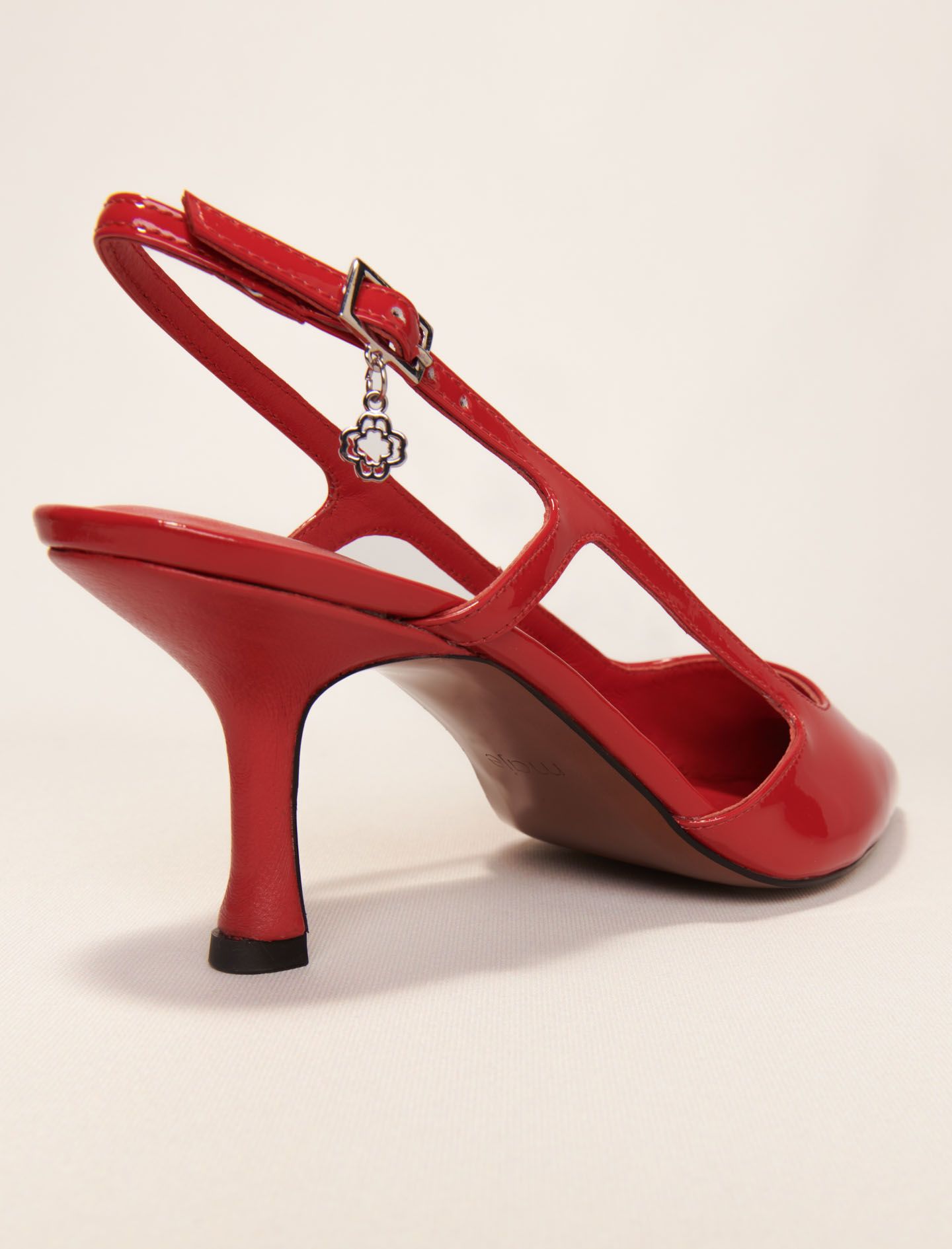 Maje - Giày slingback da bóng