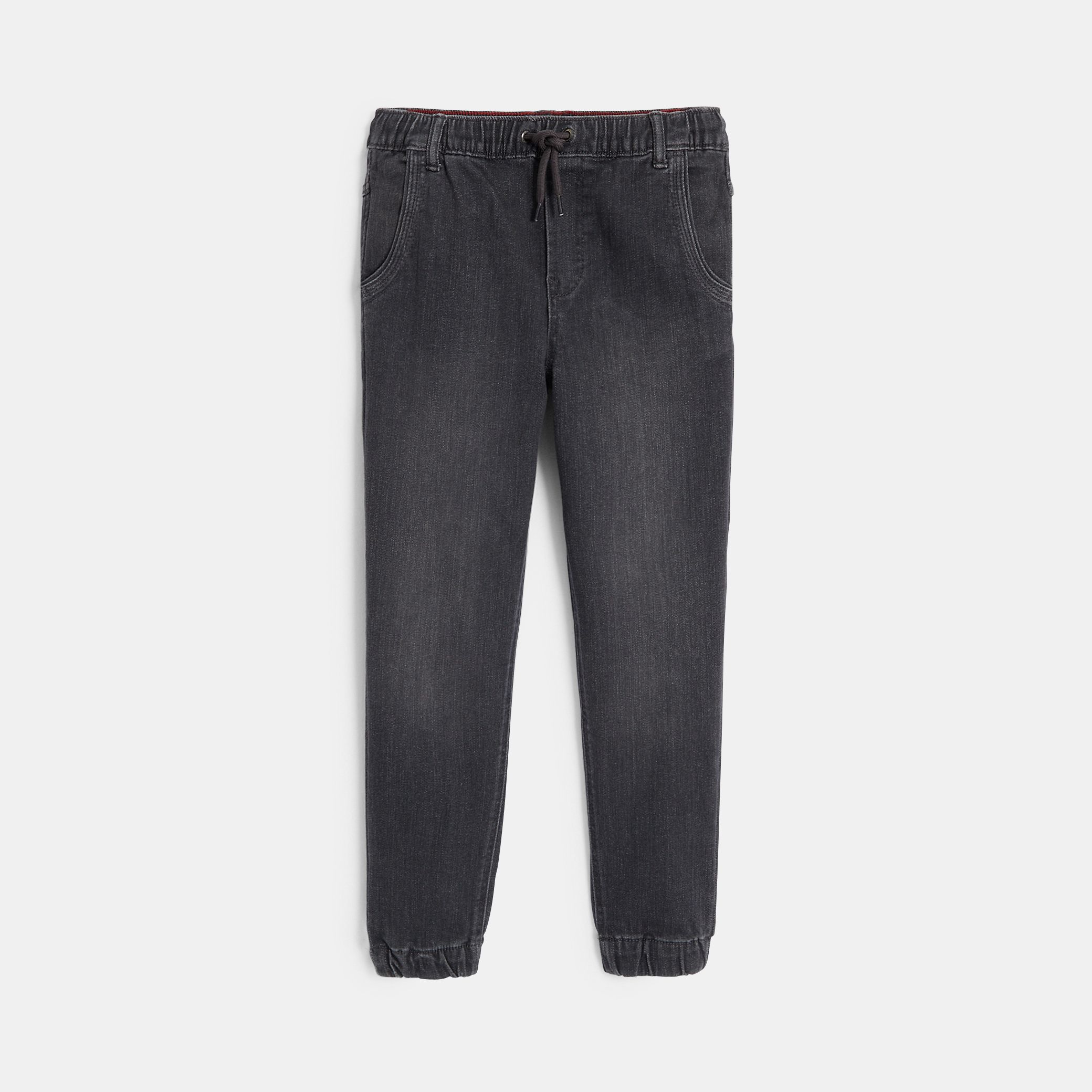 Quần jeans dáng ôm