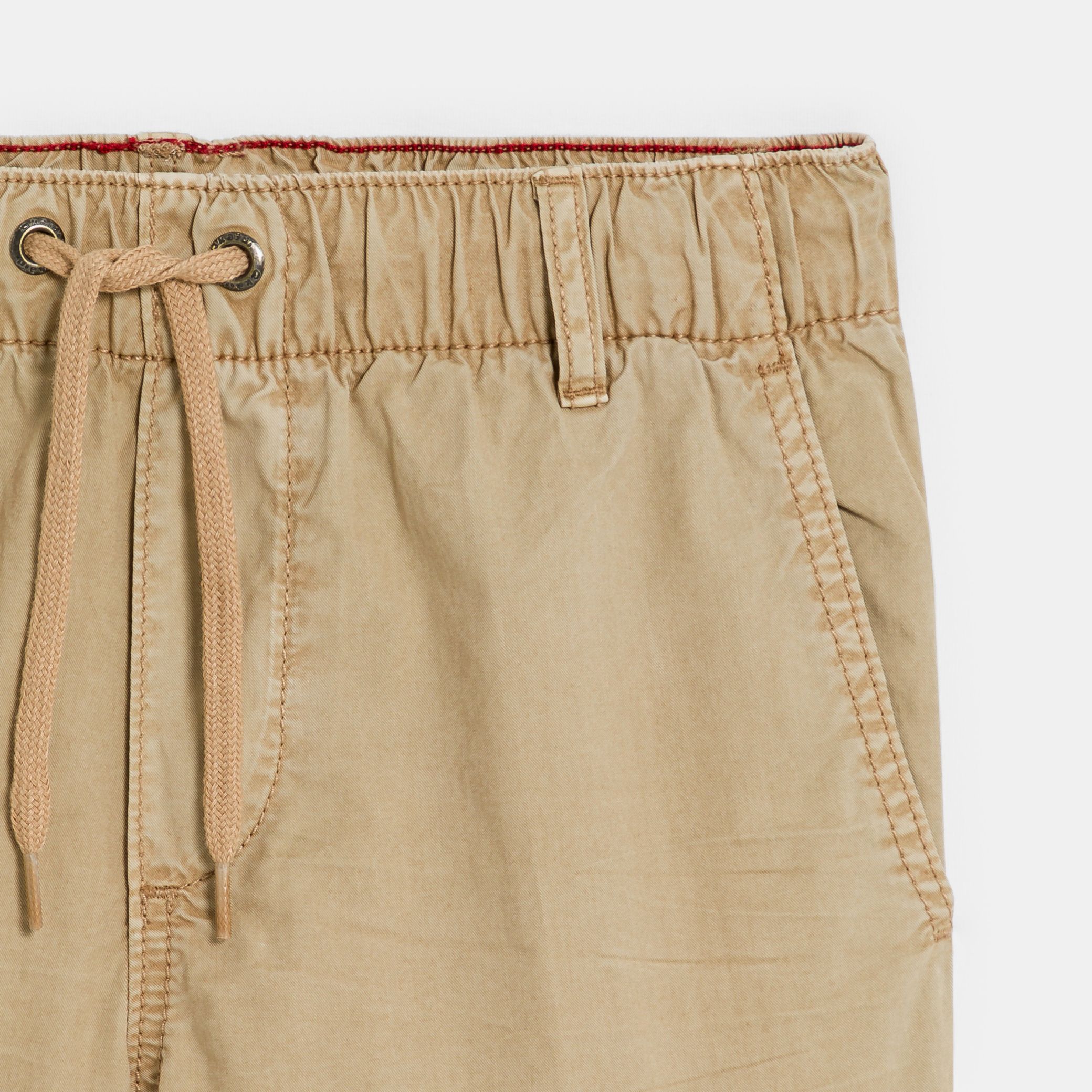 Quần short cargo