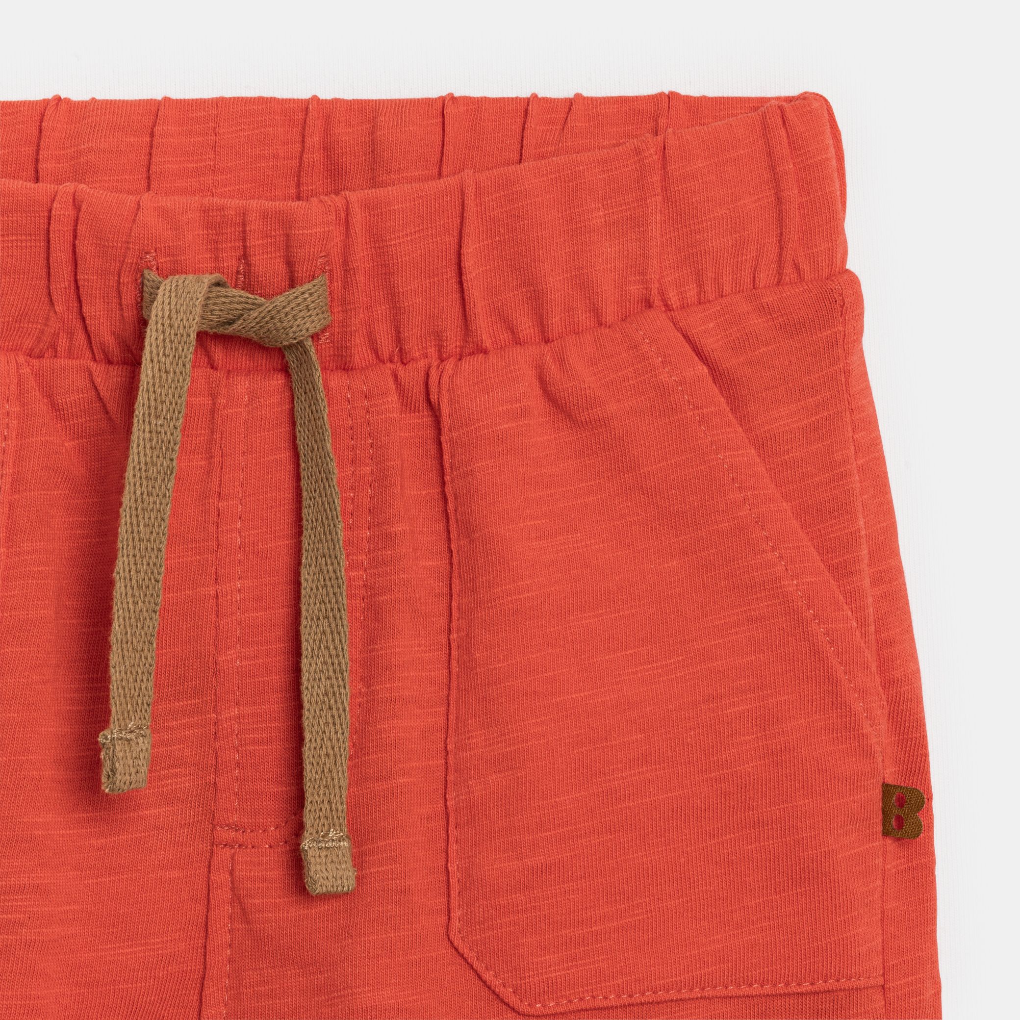 Quần short cạp thun