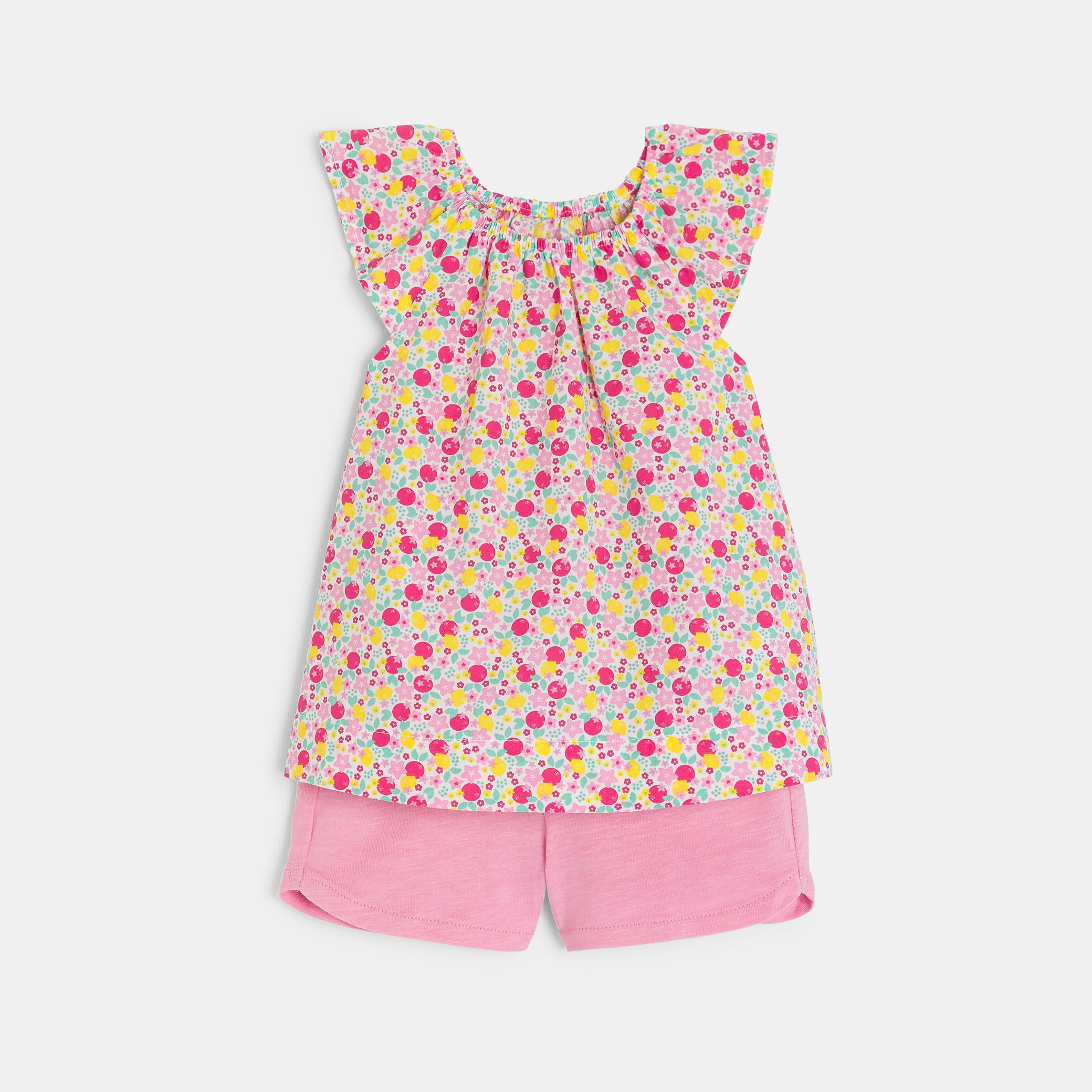 Bộ áo hoa và quần short