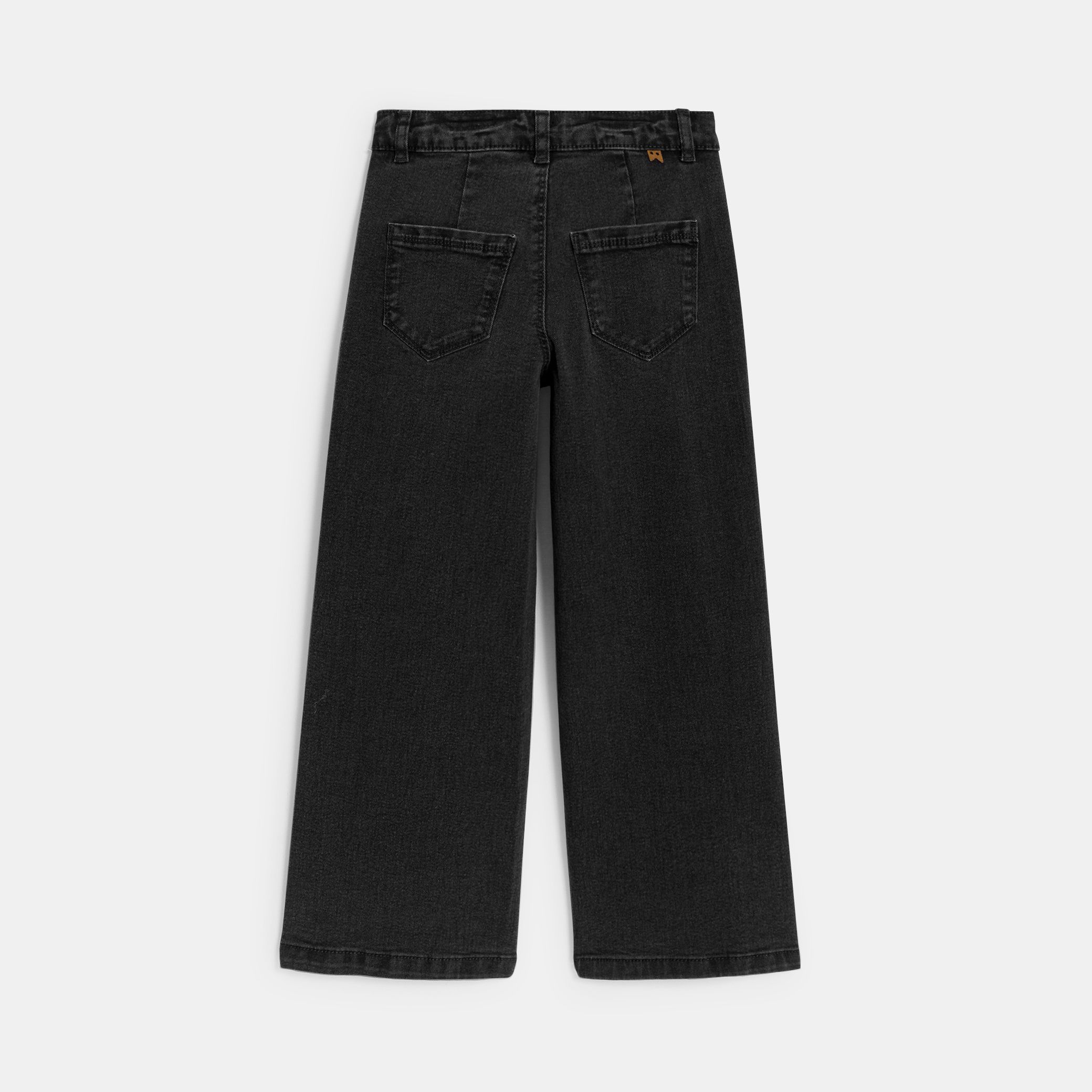 Quần jeans ống rộng