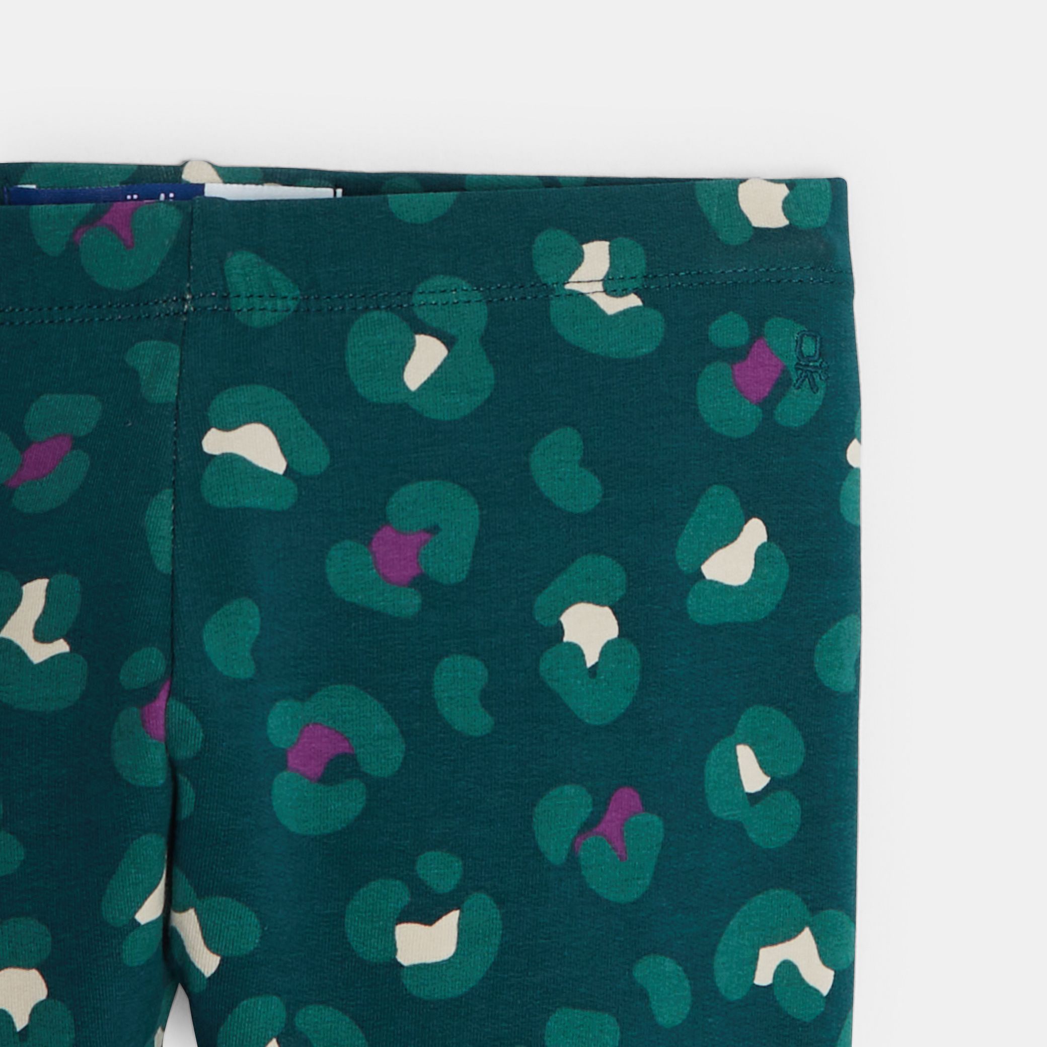 Quần legging in họa tiết