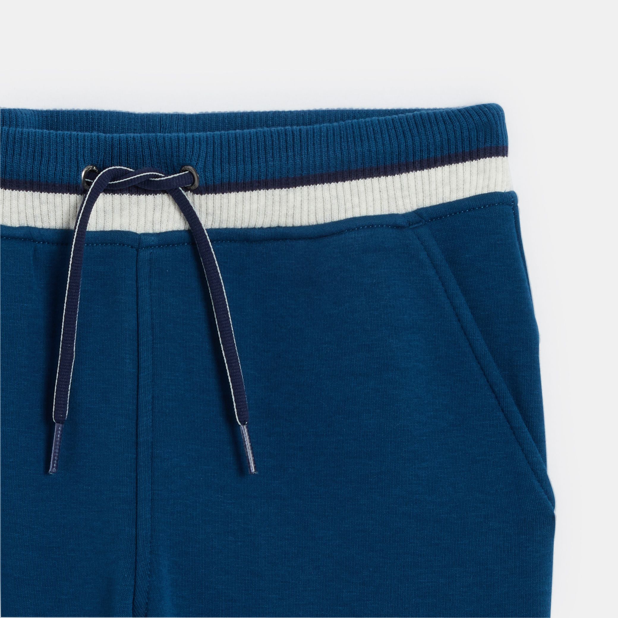 Quần jogger nỉ