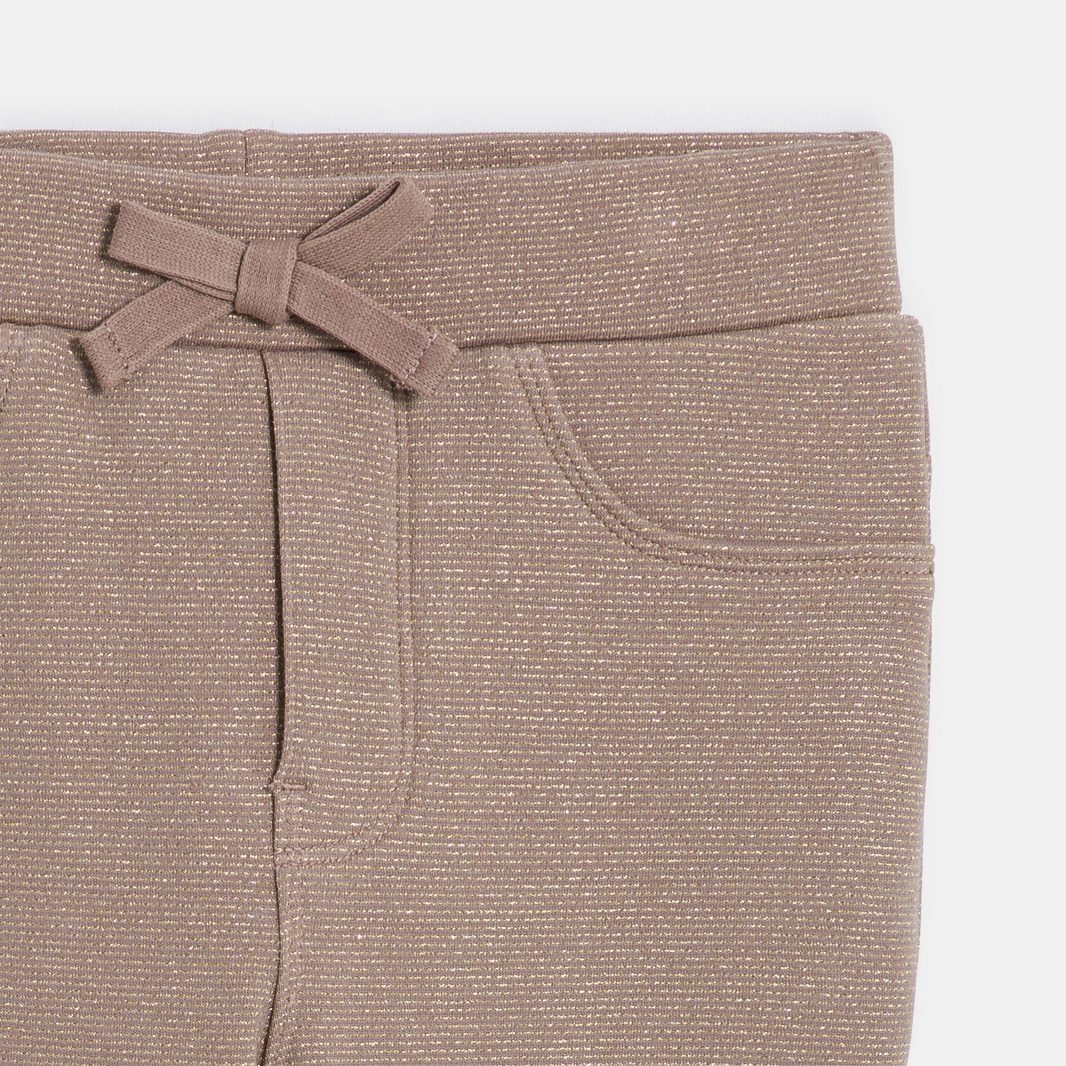 Quần jegging vải Milano màu be đậm ánh kim