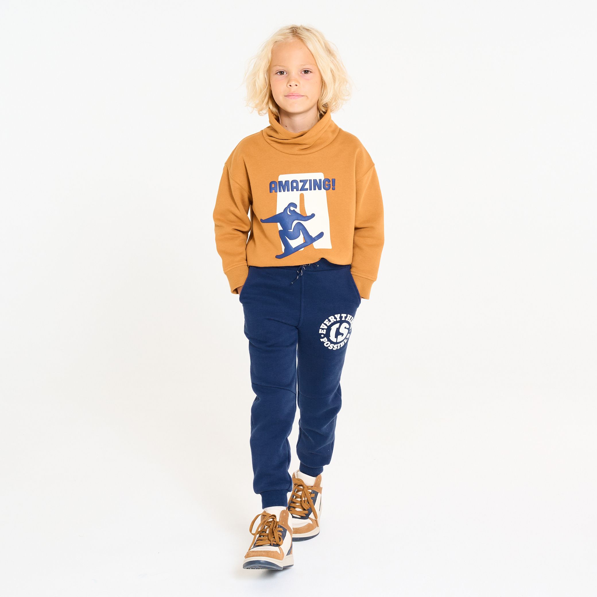Quần jogger nỉ