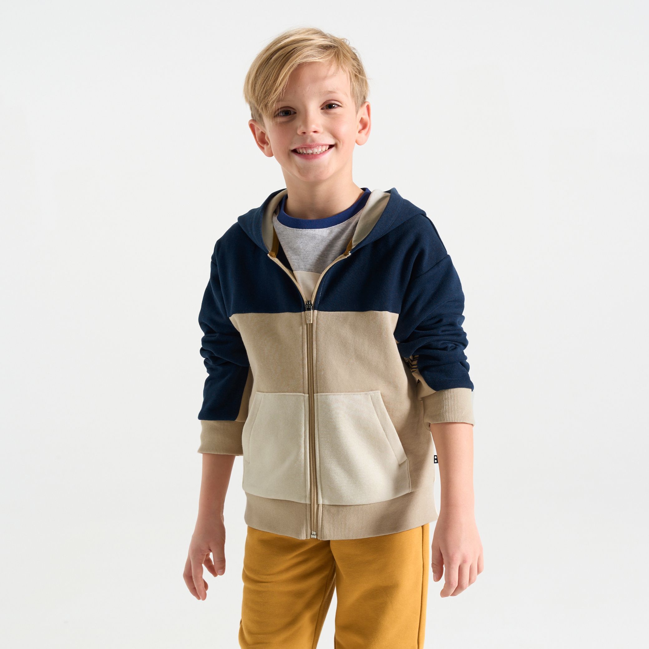 Áo hoodie colorblock