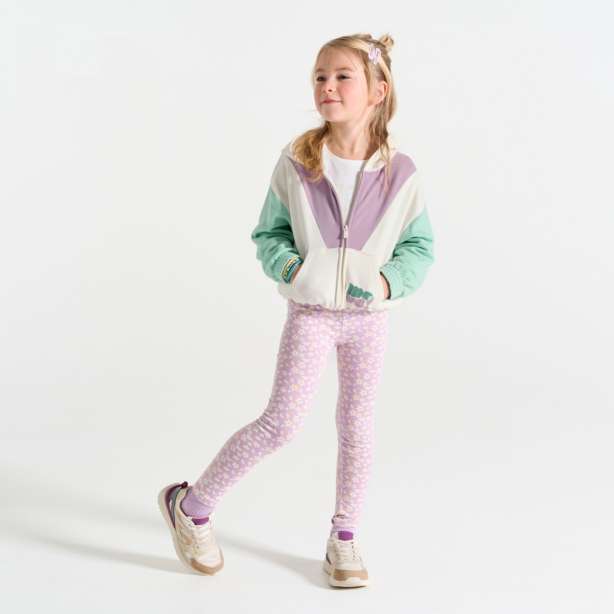 Áo hoodie colorblock