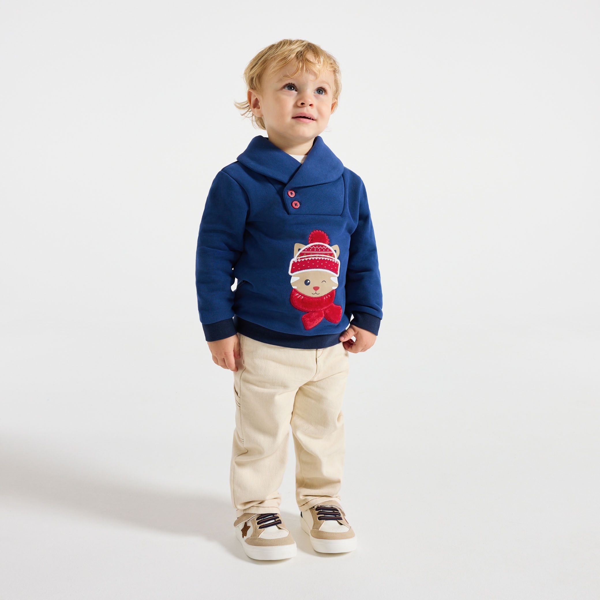 Áo sweatshirt nỉ họa tiết