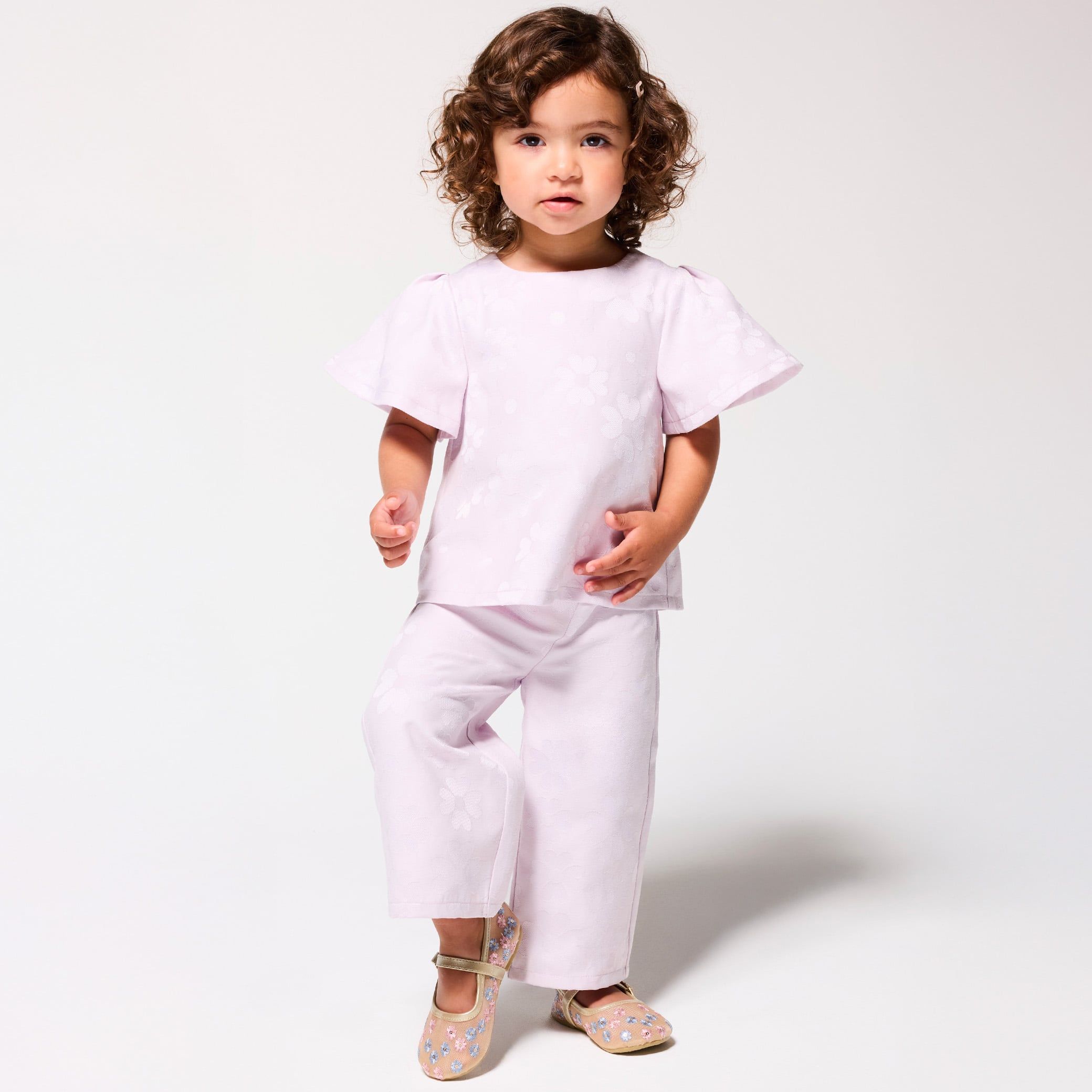 Áo kiểu jacquard có họa tiết cho bé gái