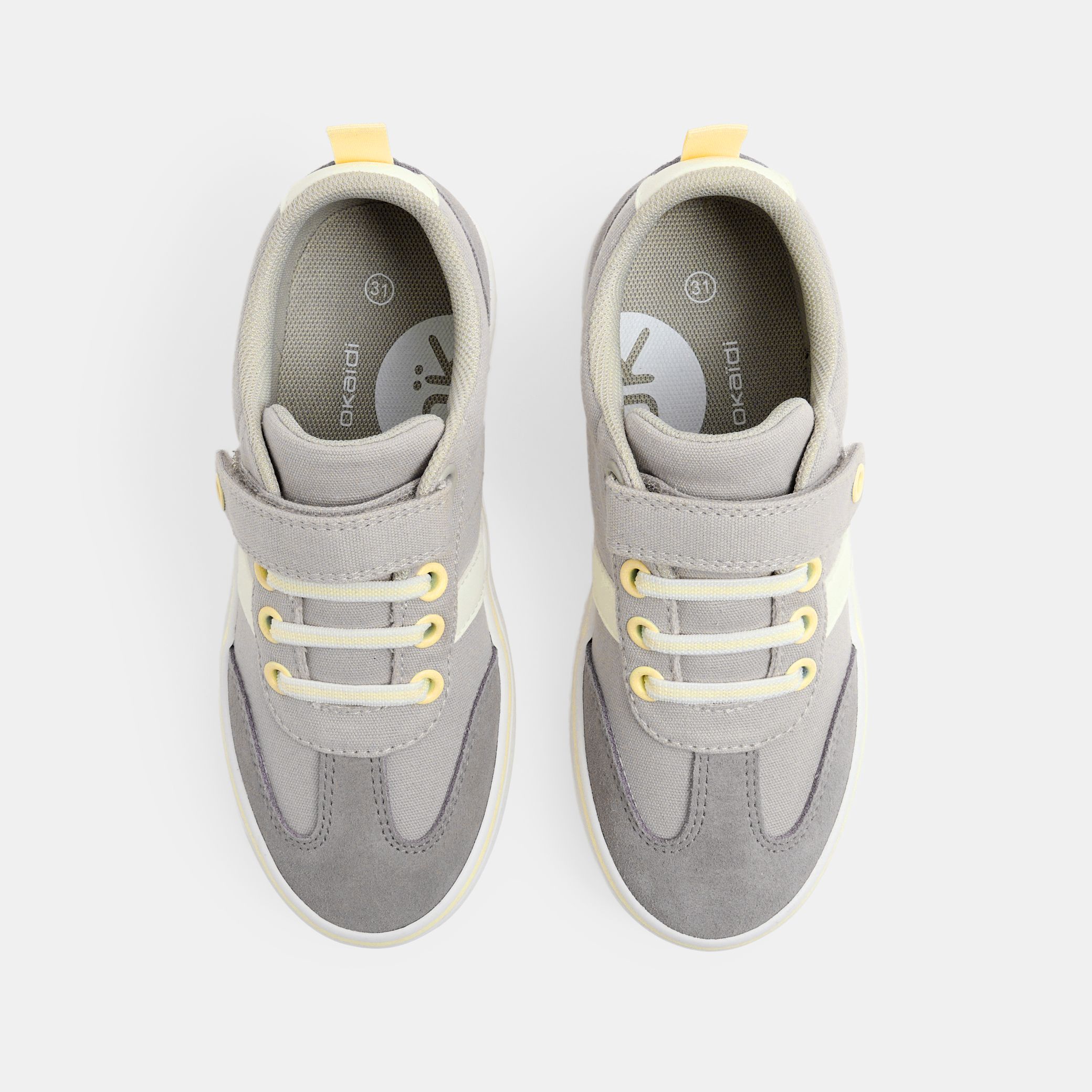 Giày sneaker cổ thấp cho bé trai