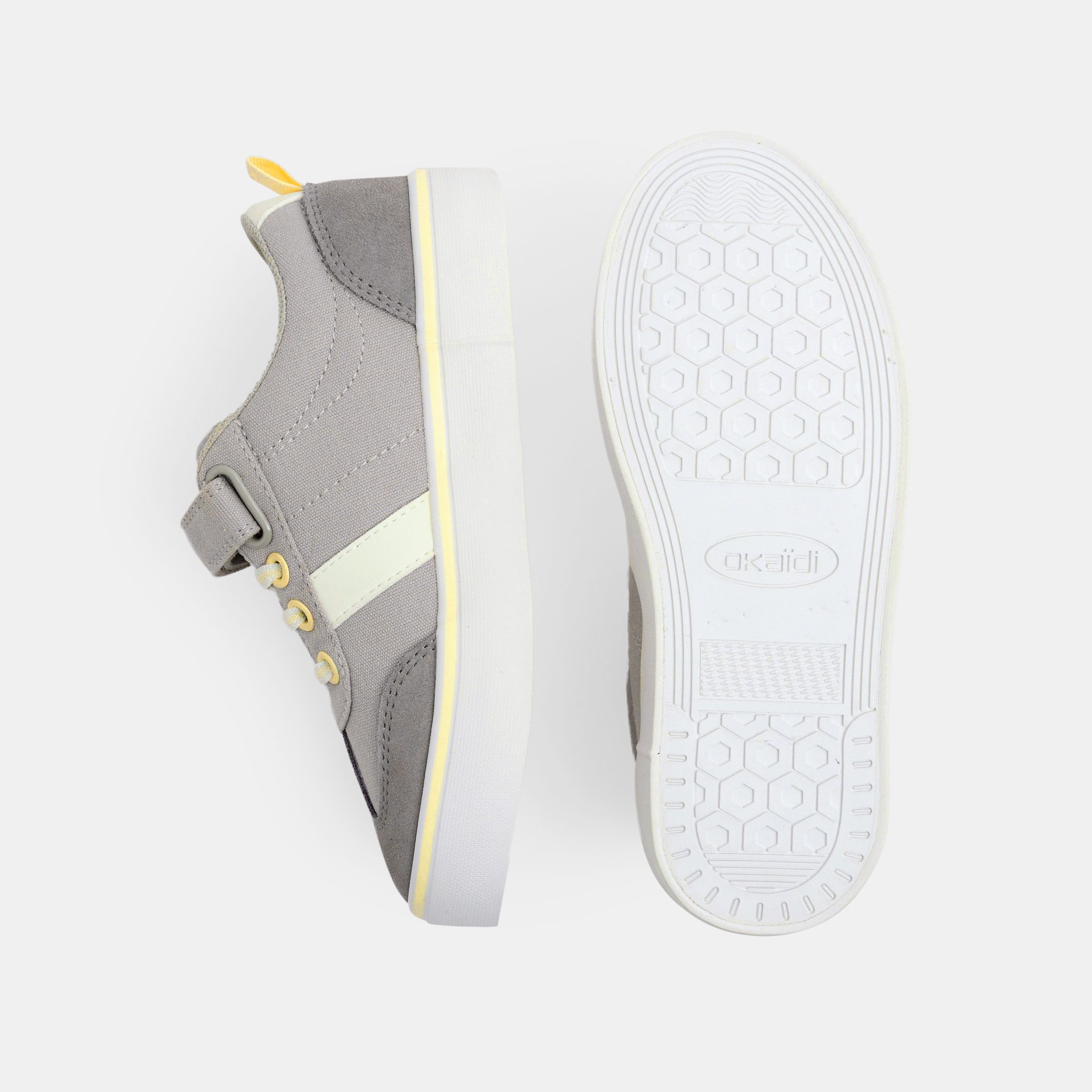 Giày sneaker cổ thấp cho bé trai