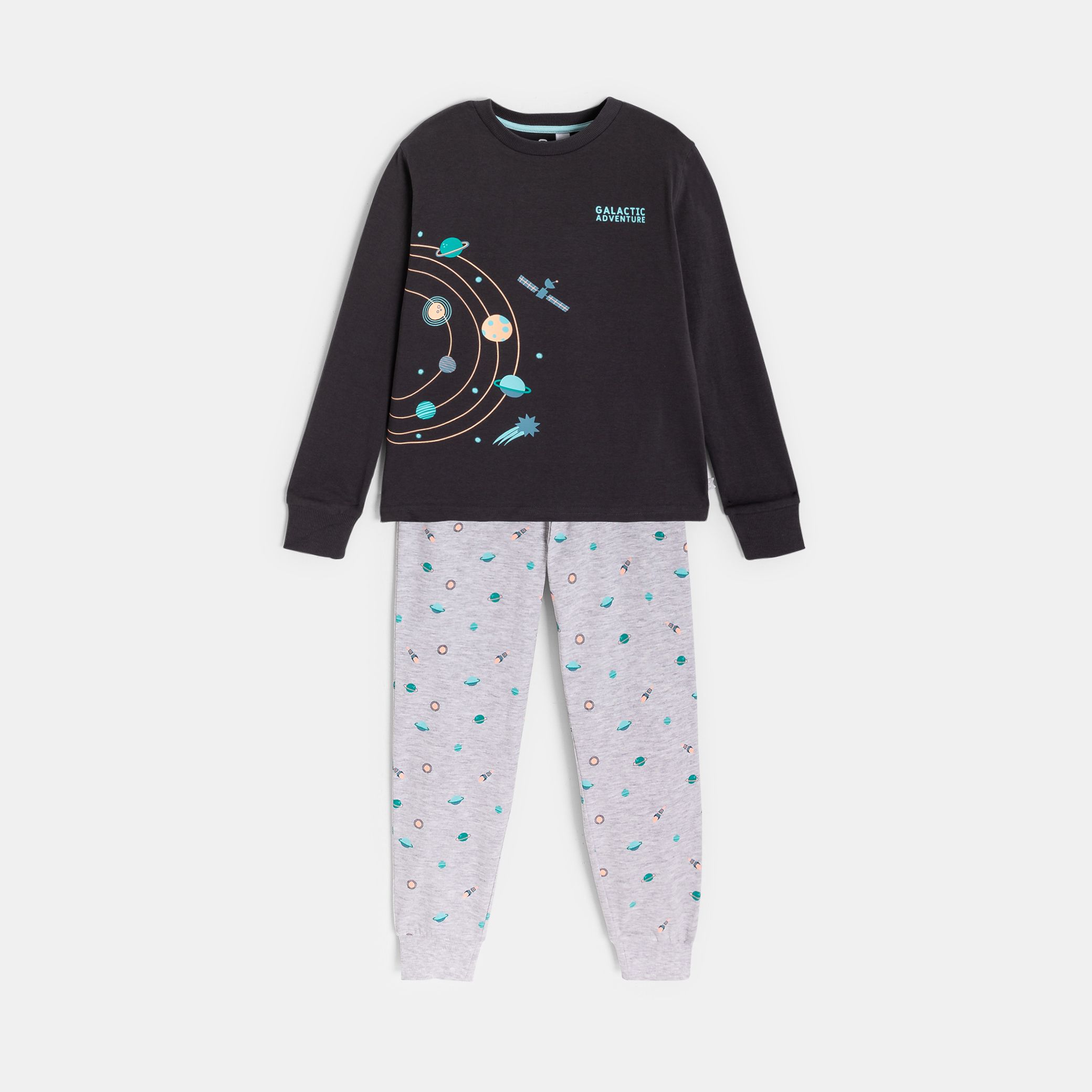 Pyjama 2 mảnh họa tiết không gian cho bé trai