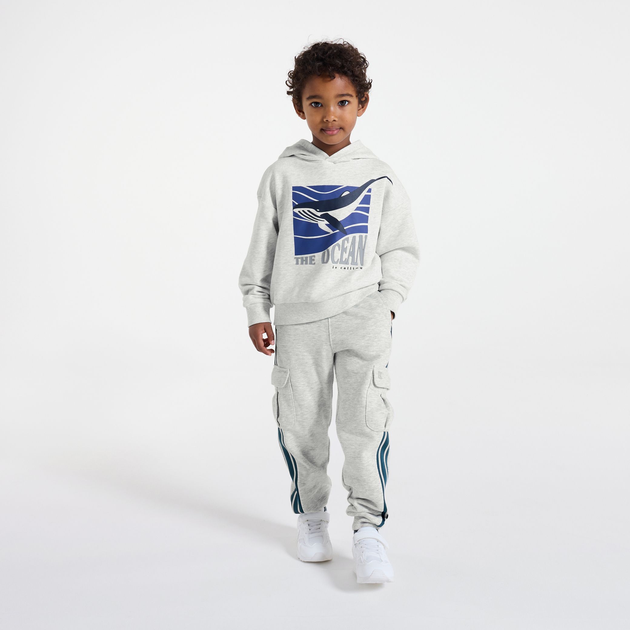Áo hoodie cho bé trai