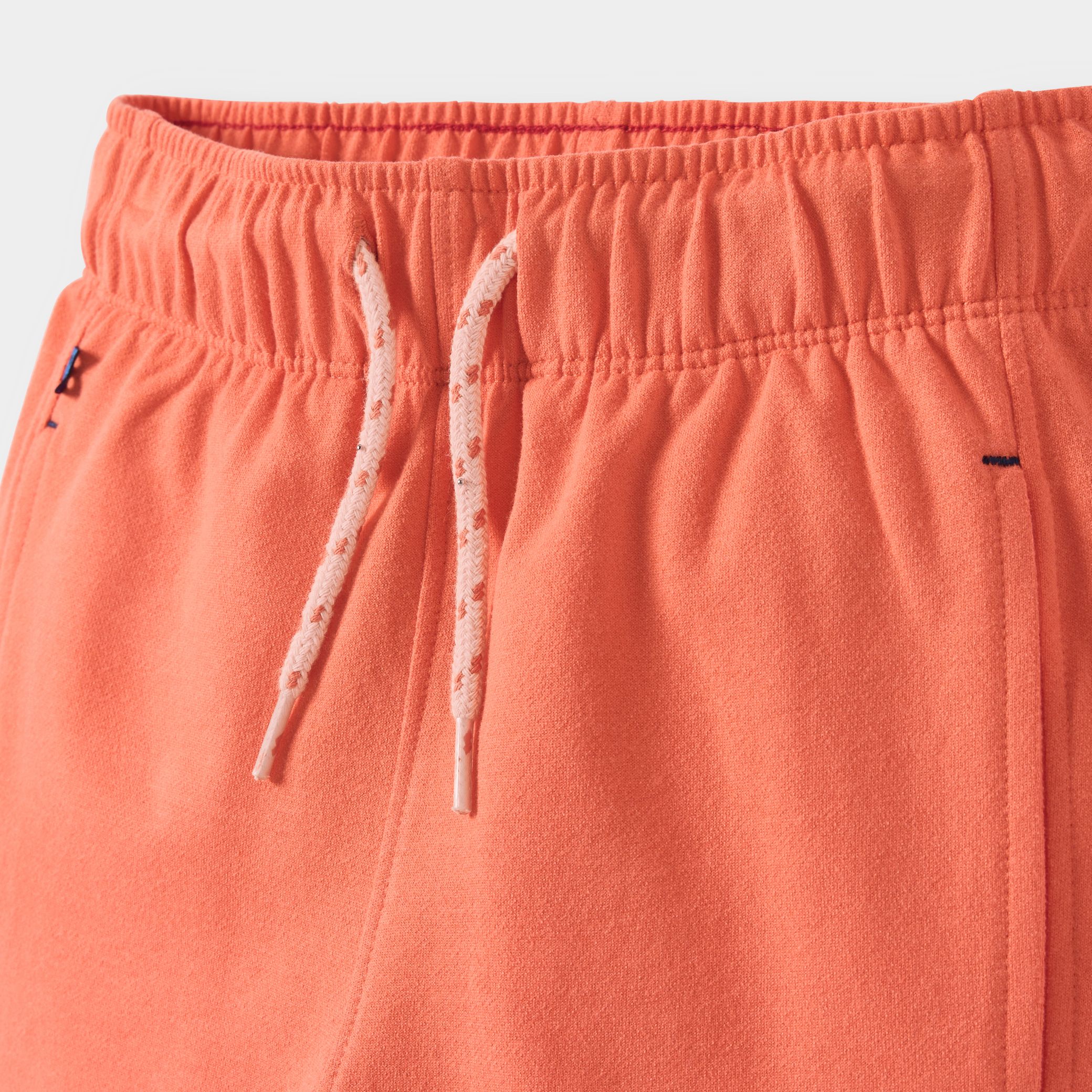 Quần shorts Bermuda cho bé