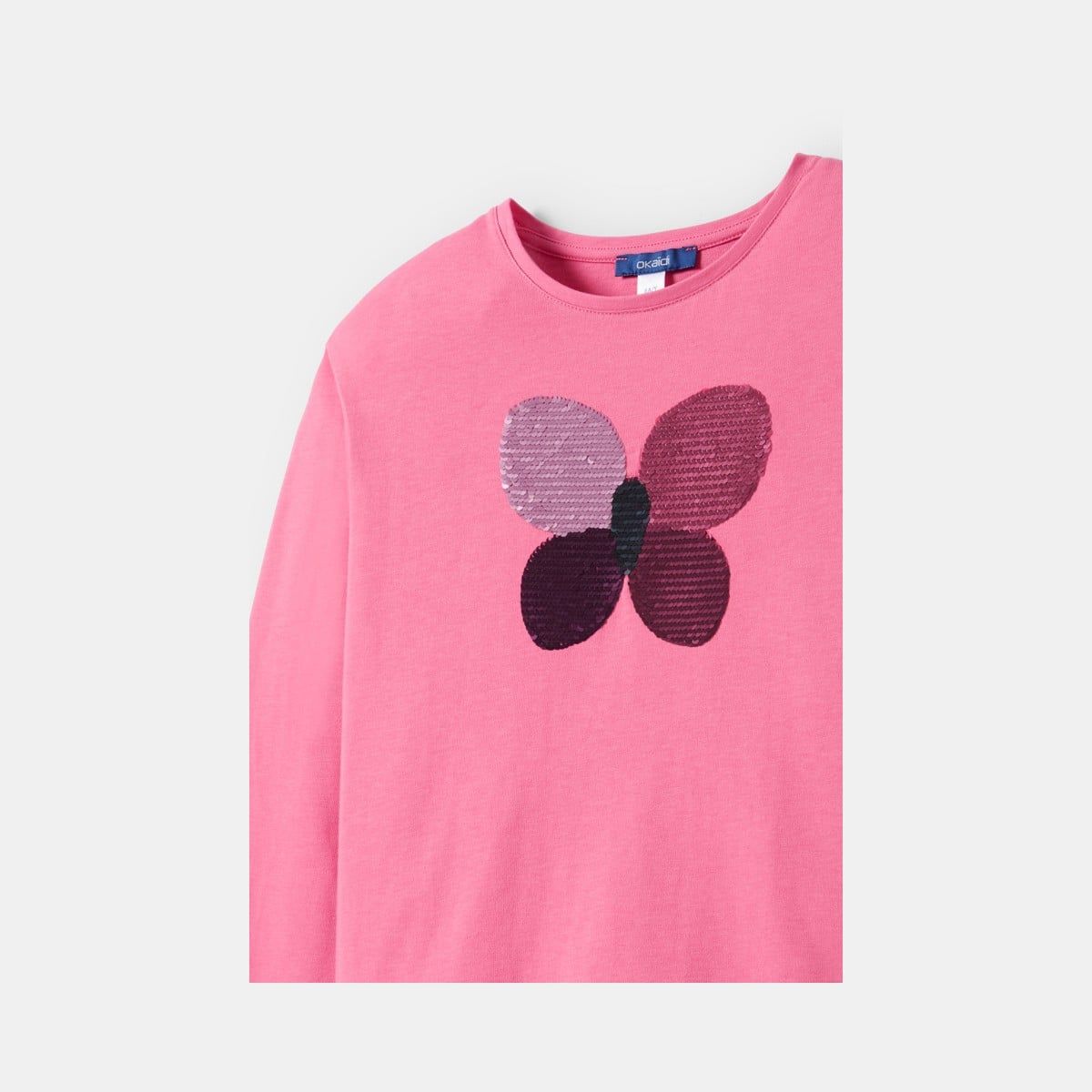 Áo thun chi tiết bướm sequin