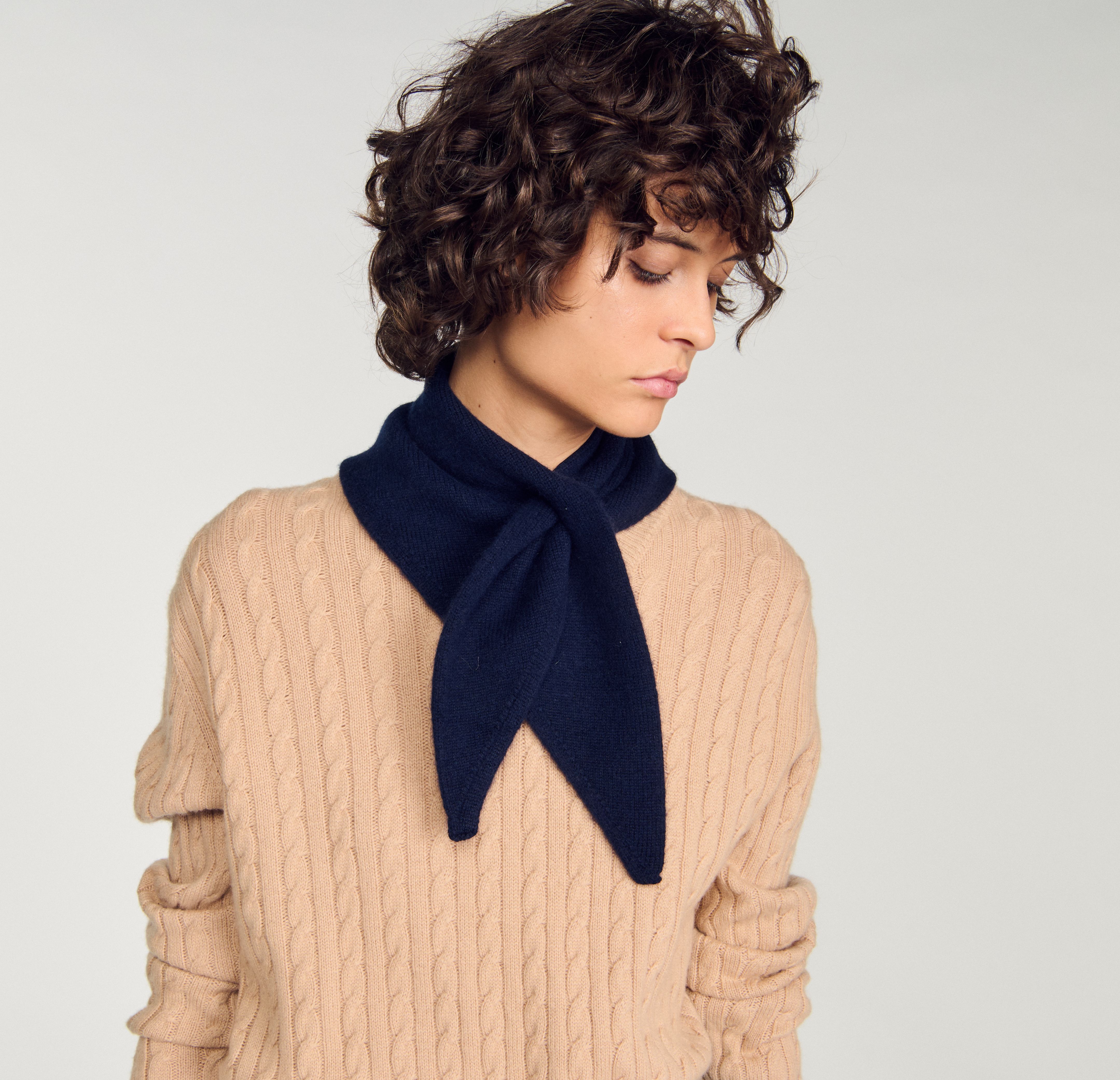 Khăn bandana len và cashmere buộc dây