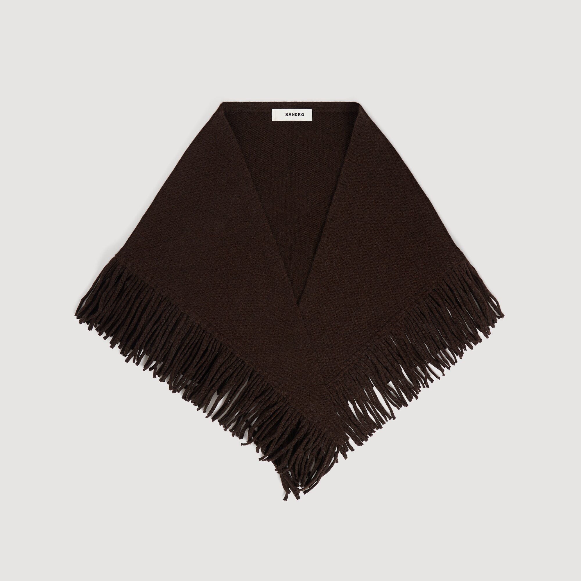 Khăn tam giác len tua rua