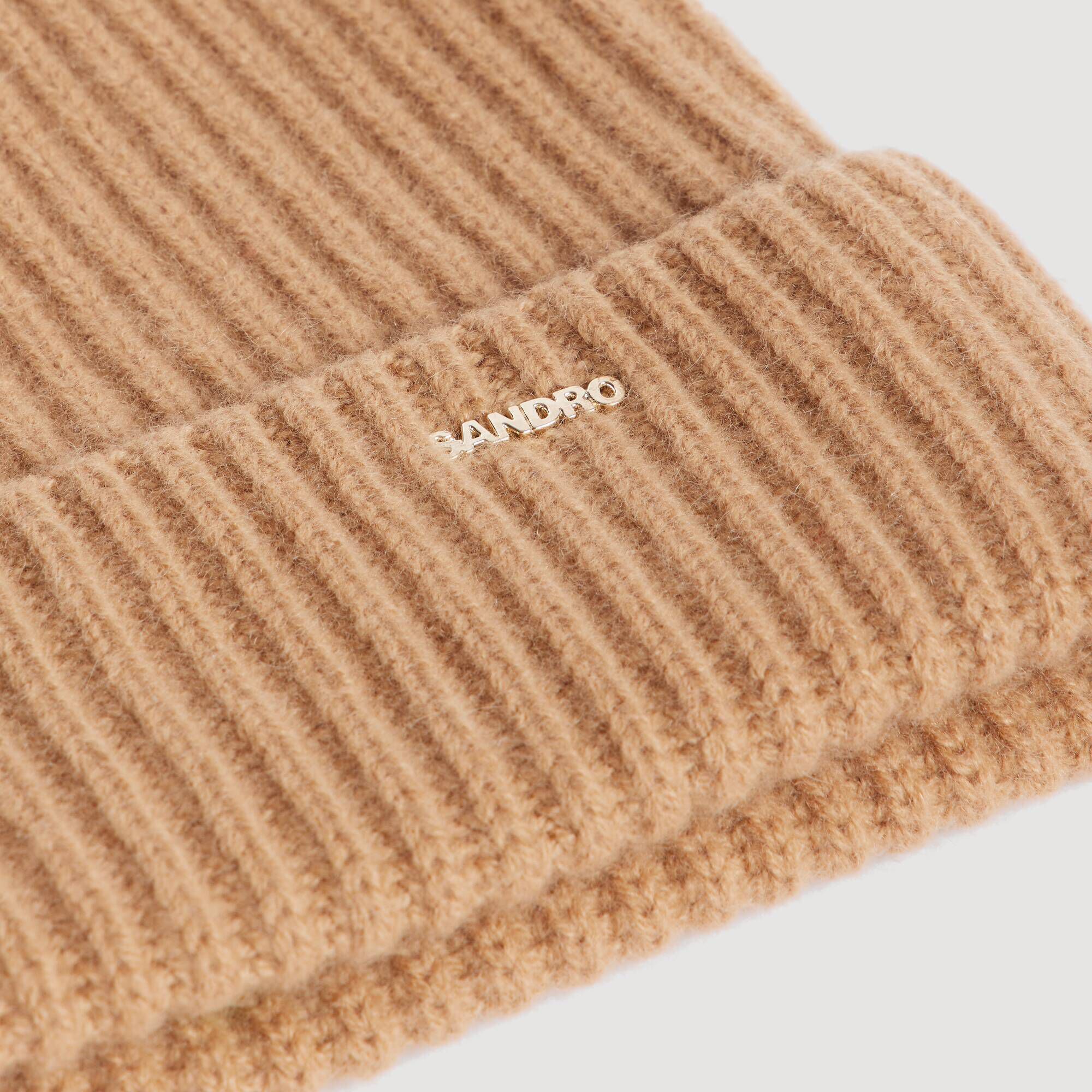 Mũ len cashmere Ju