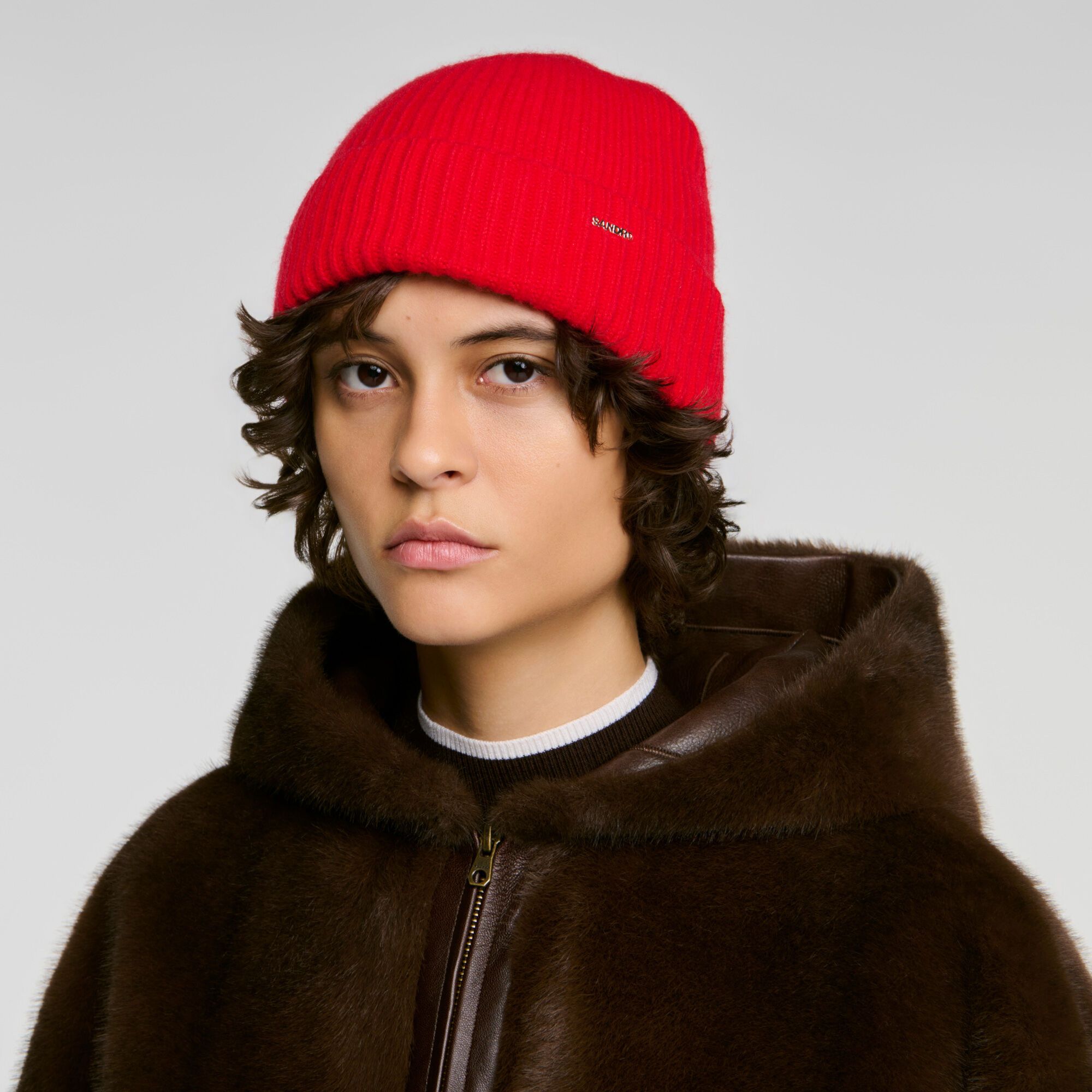 Mũ len cashmere Ju