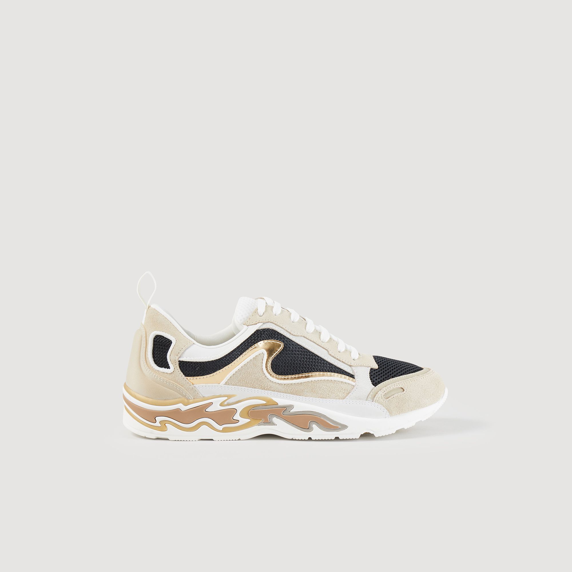 Giày trainer Flames