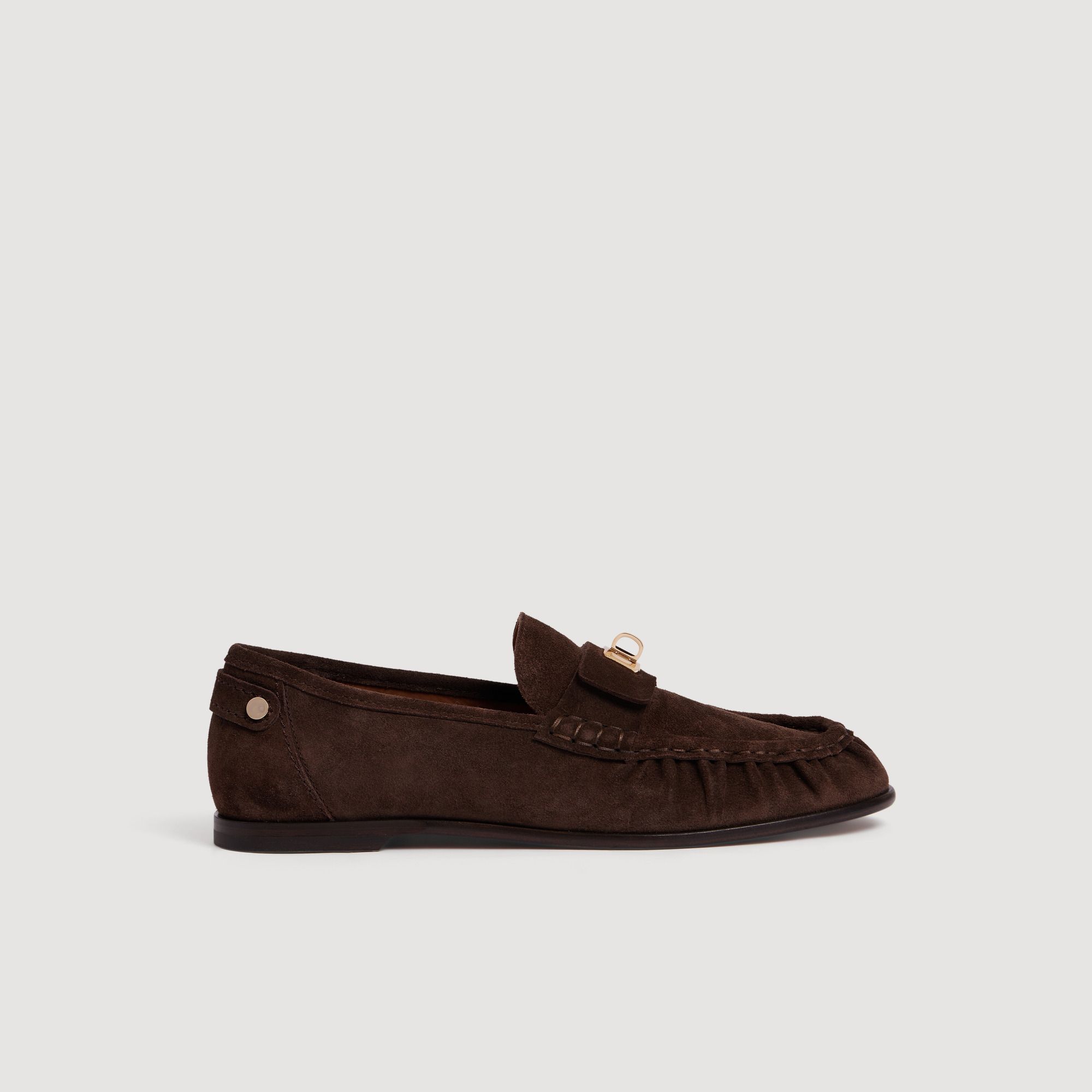 Giày loafer da lộn khóa kim loại