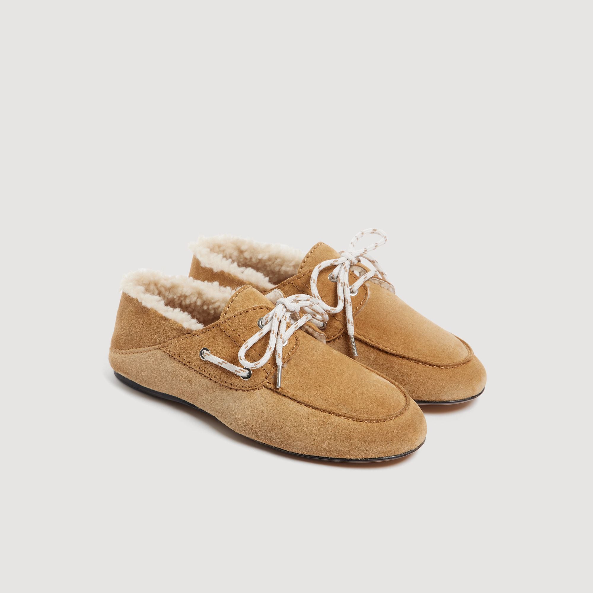 Giày da suede phối lông cừu