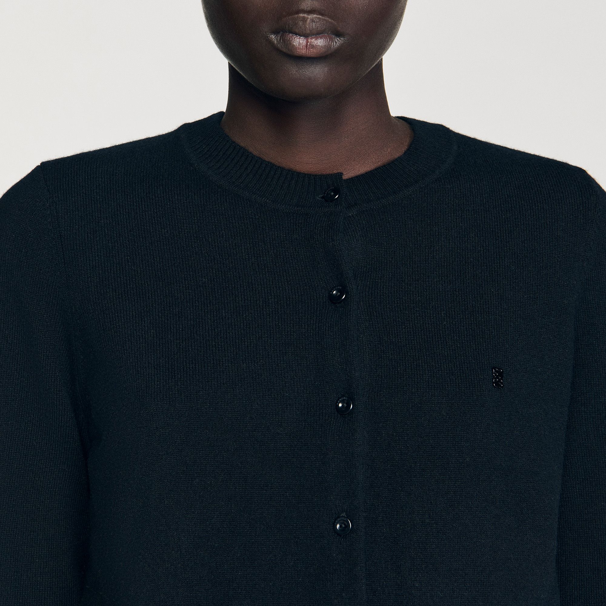 Sandro - Áo cardigan cổ tròn phối tay bèo