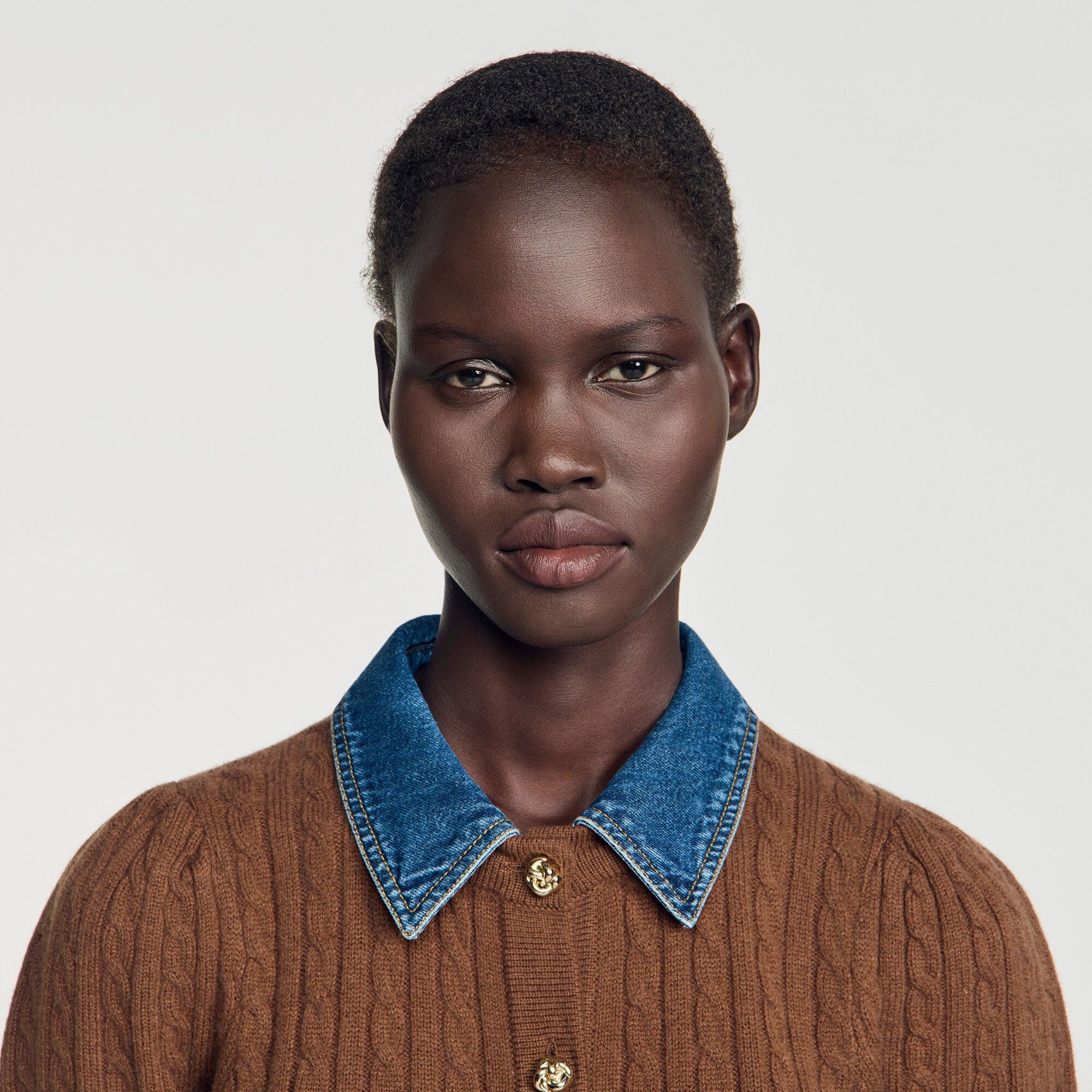 Sandro - Áo khoác cardigan cổ denim