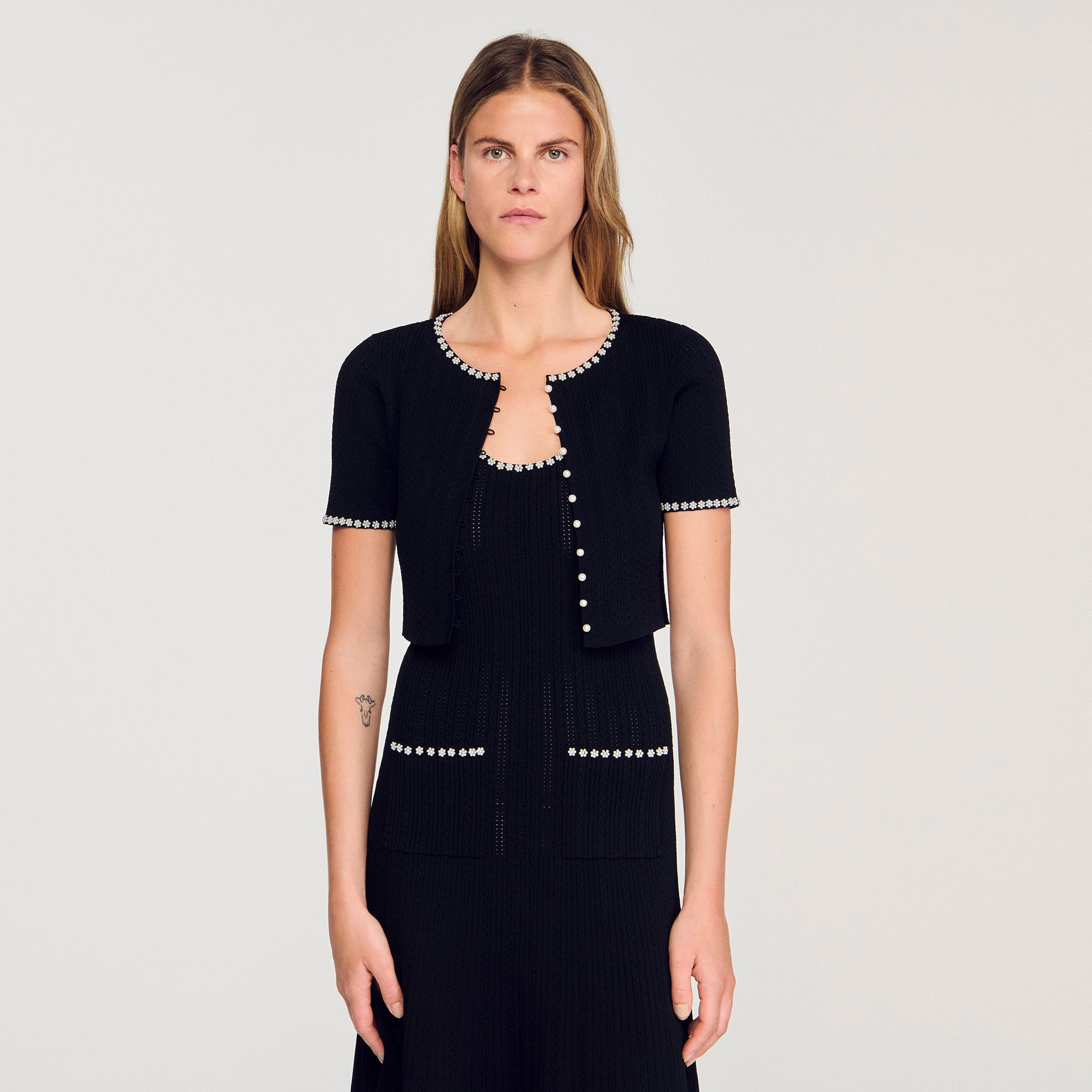 Sandro - Áo cardigan đính đá dáng crop