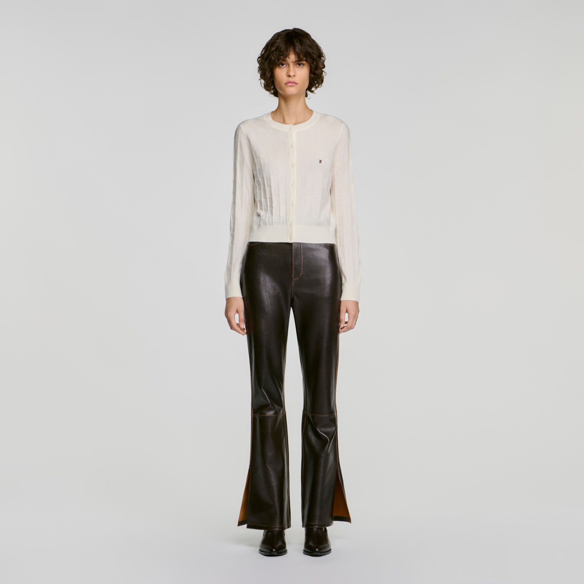 Áo khoác cardigan dáng ngắn kẻ caro Aurel