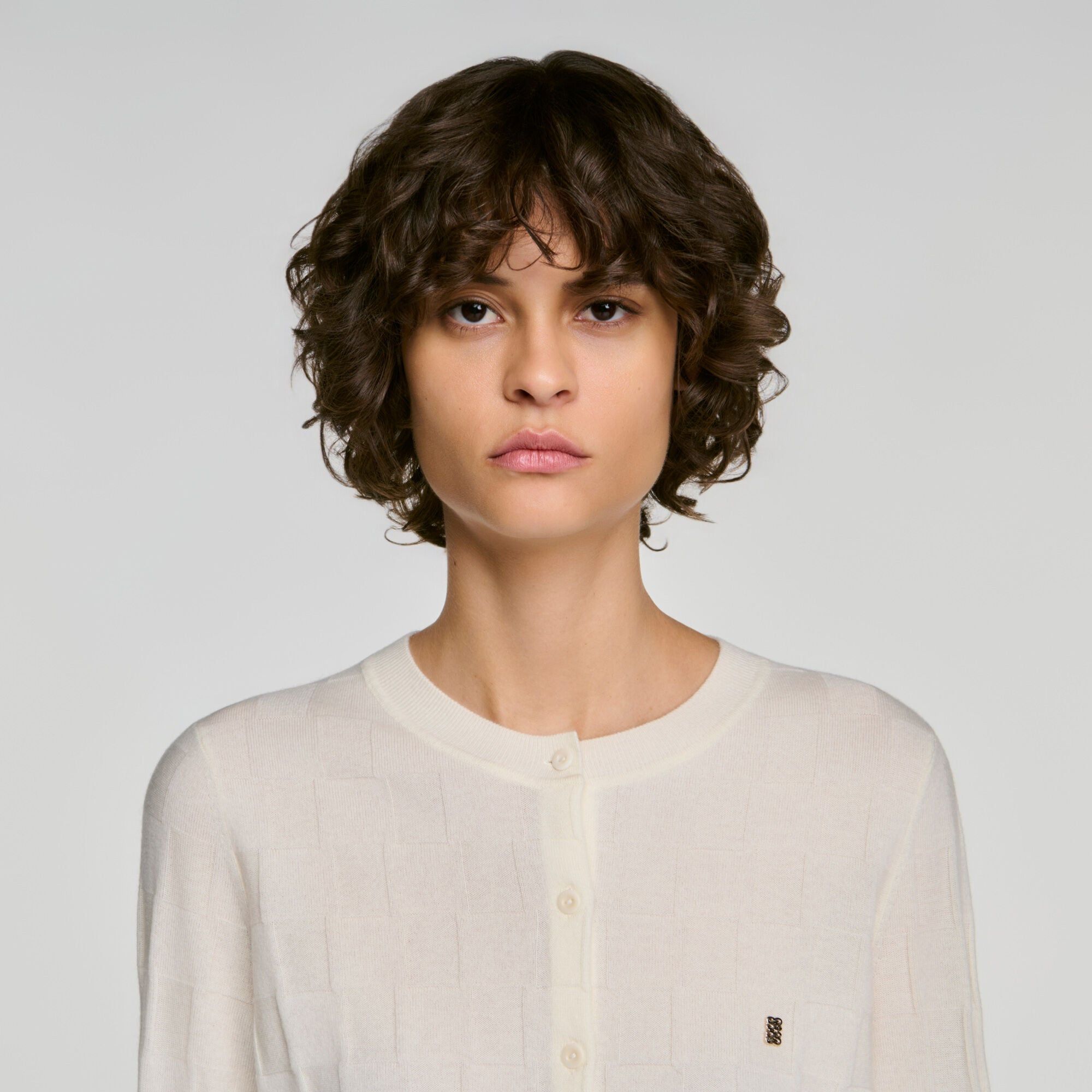 Áo khoác cardigan dáng ngắn kẻ caro Aurel