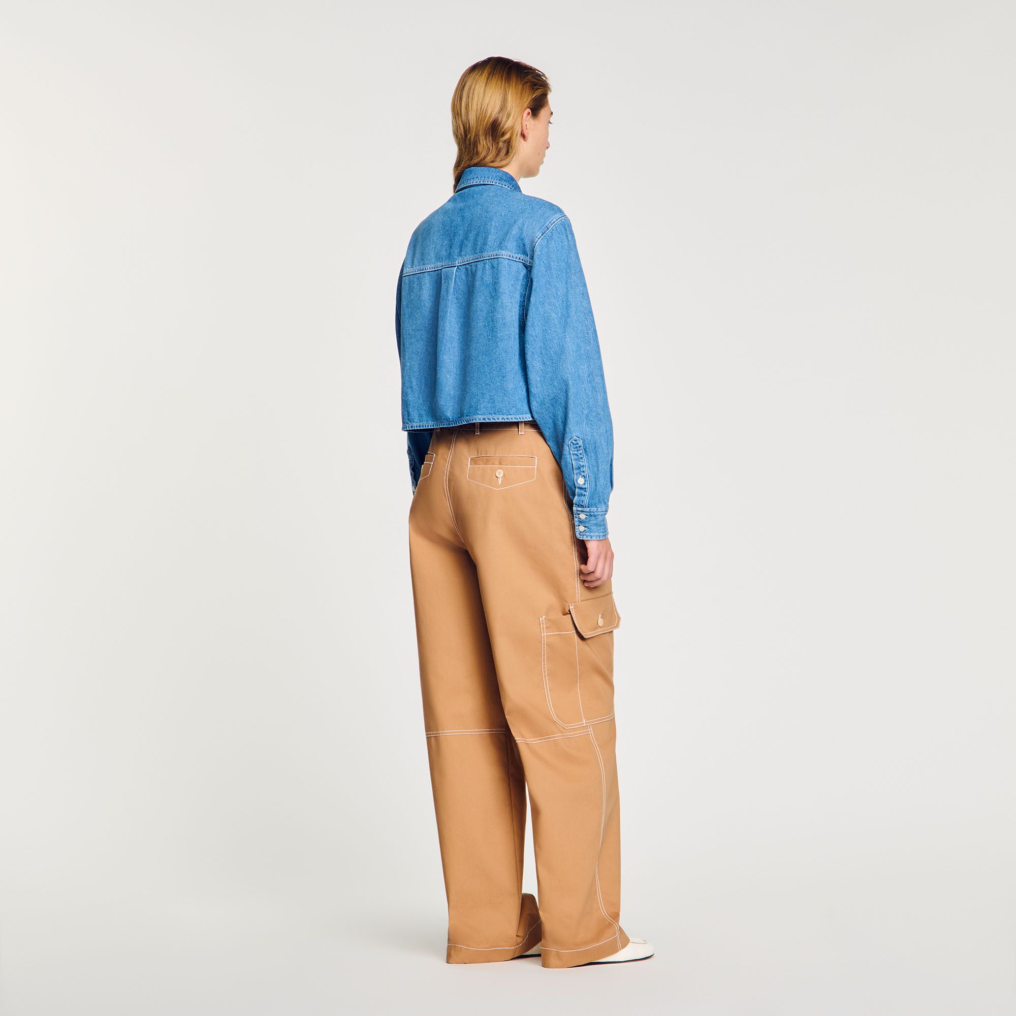 Sandro - Áo sơ mi denim dáng crop