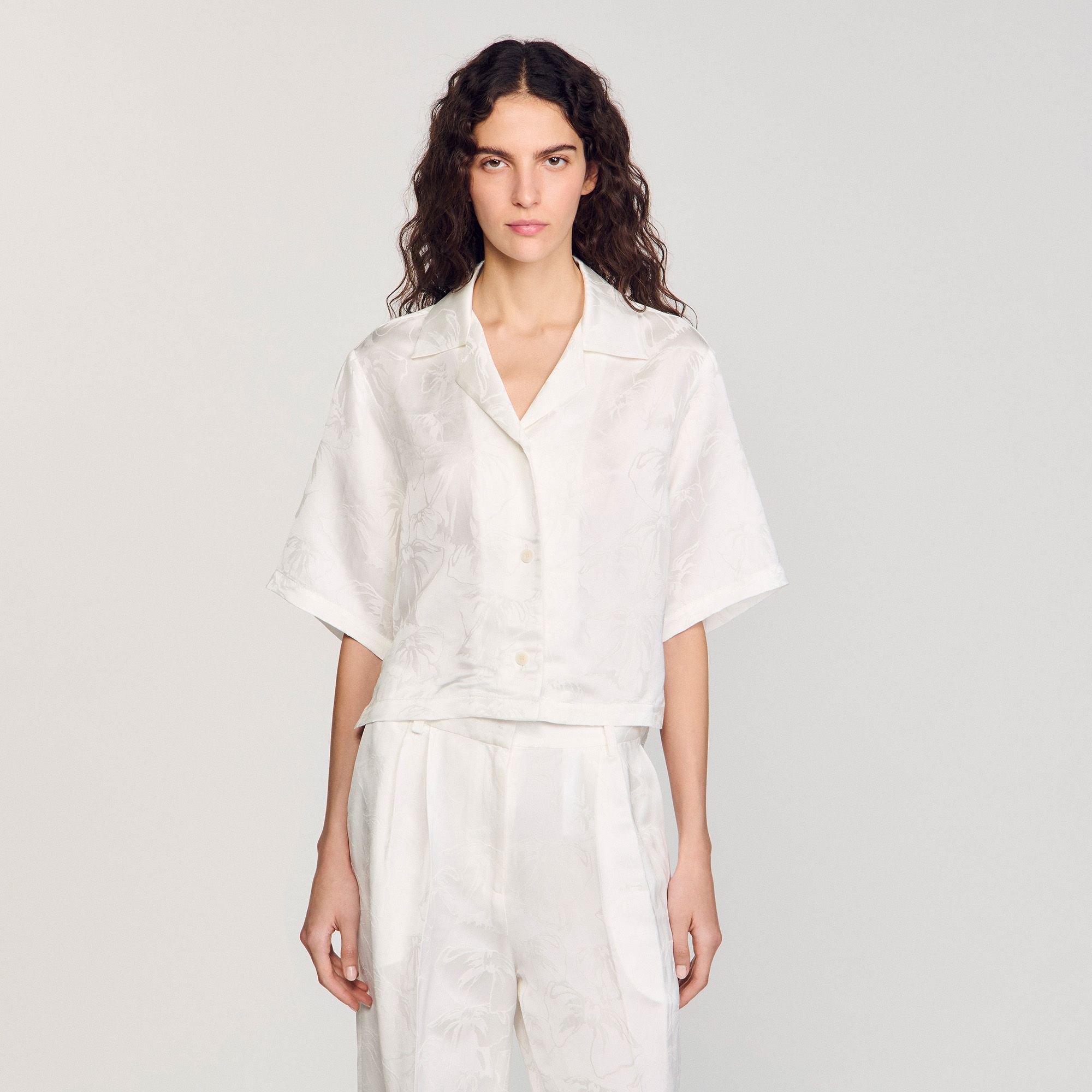 Áo sơ mi jacquard họa tiết nơ