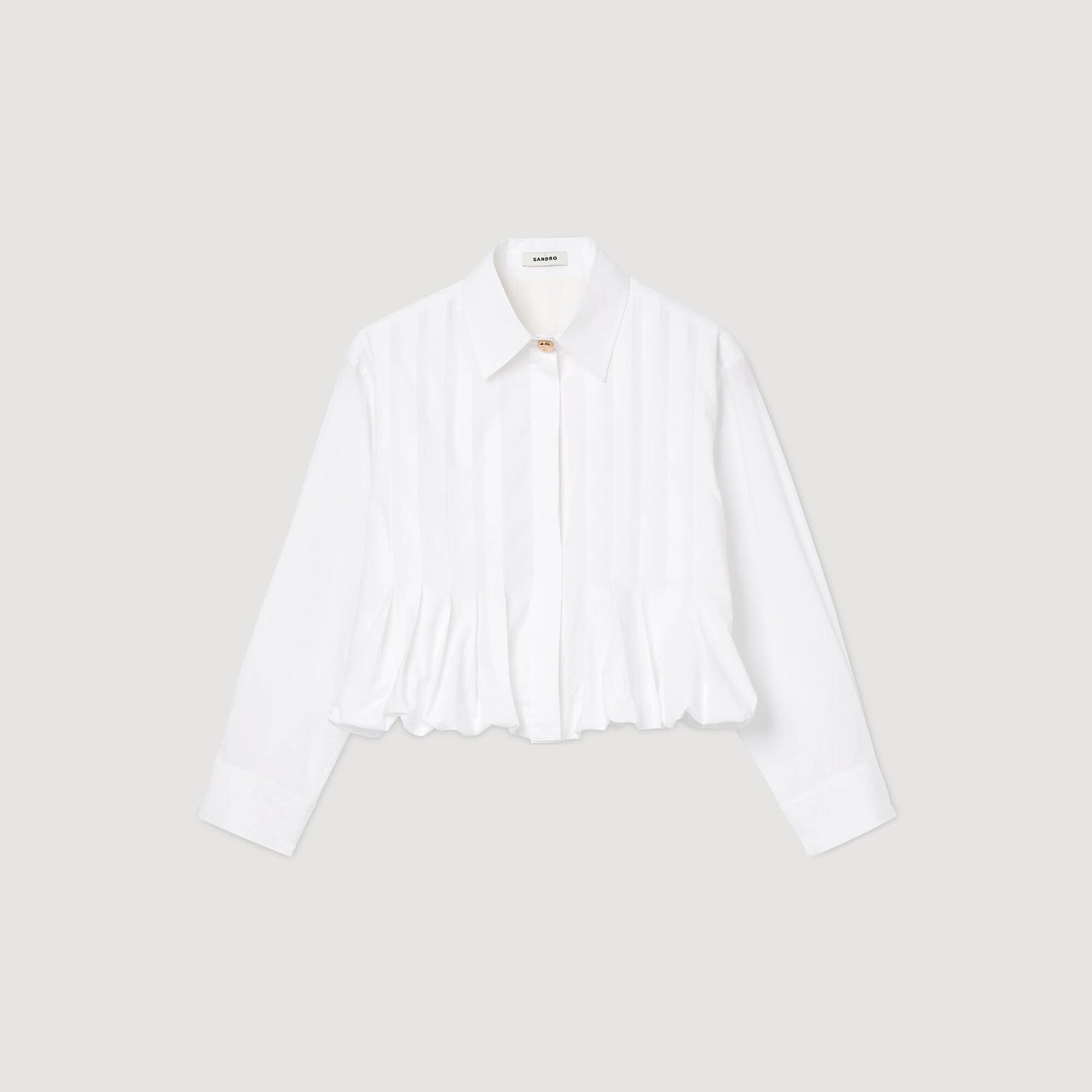 Áo dáng crop xếp ly