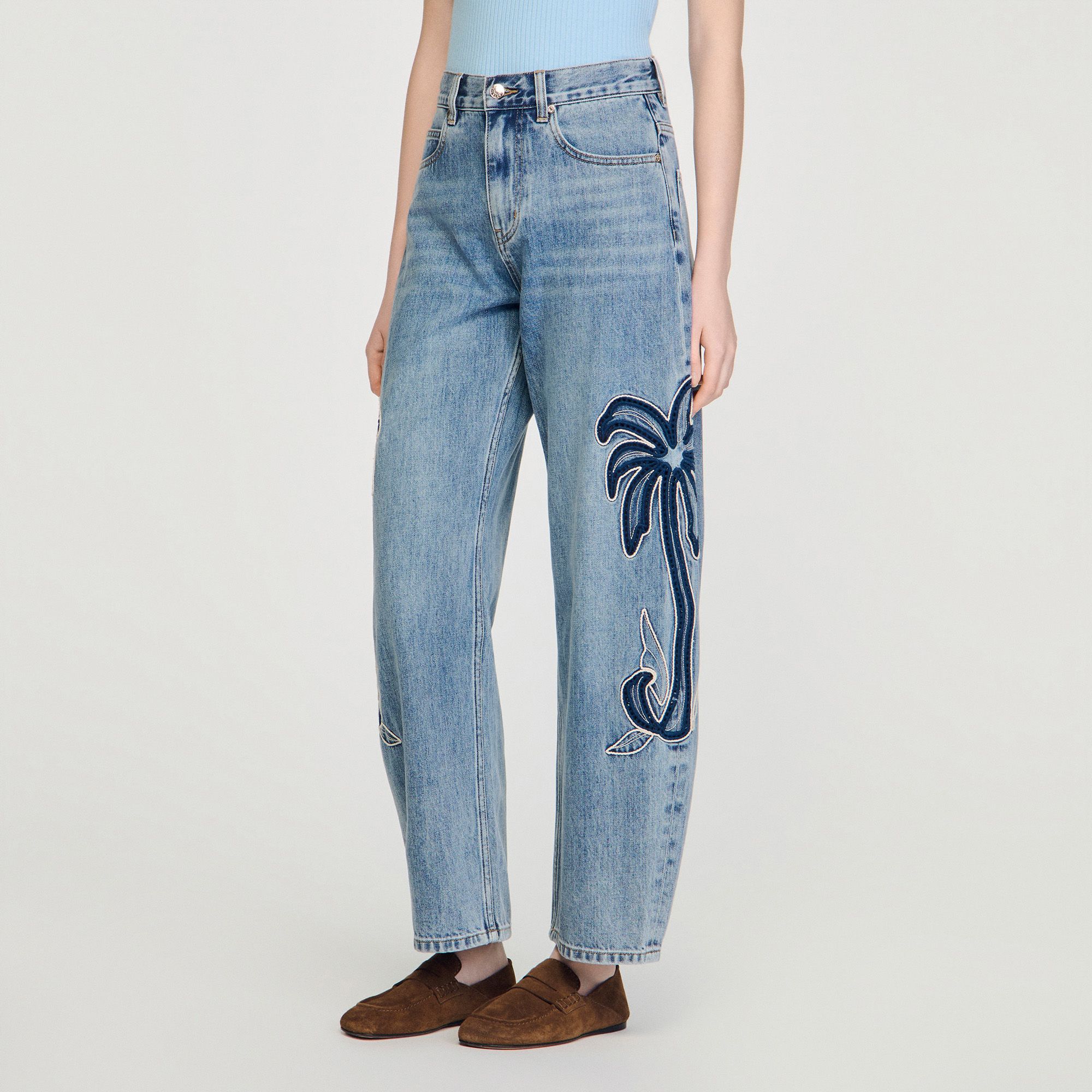 Sandro - Quần jeans ống rộng thêu hoạ tiết