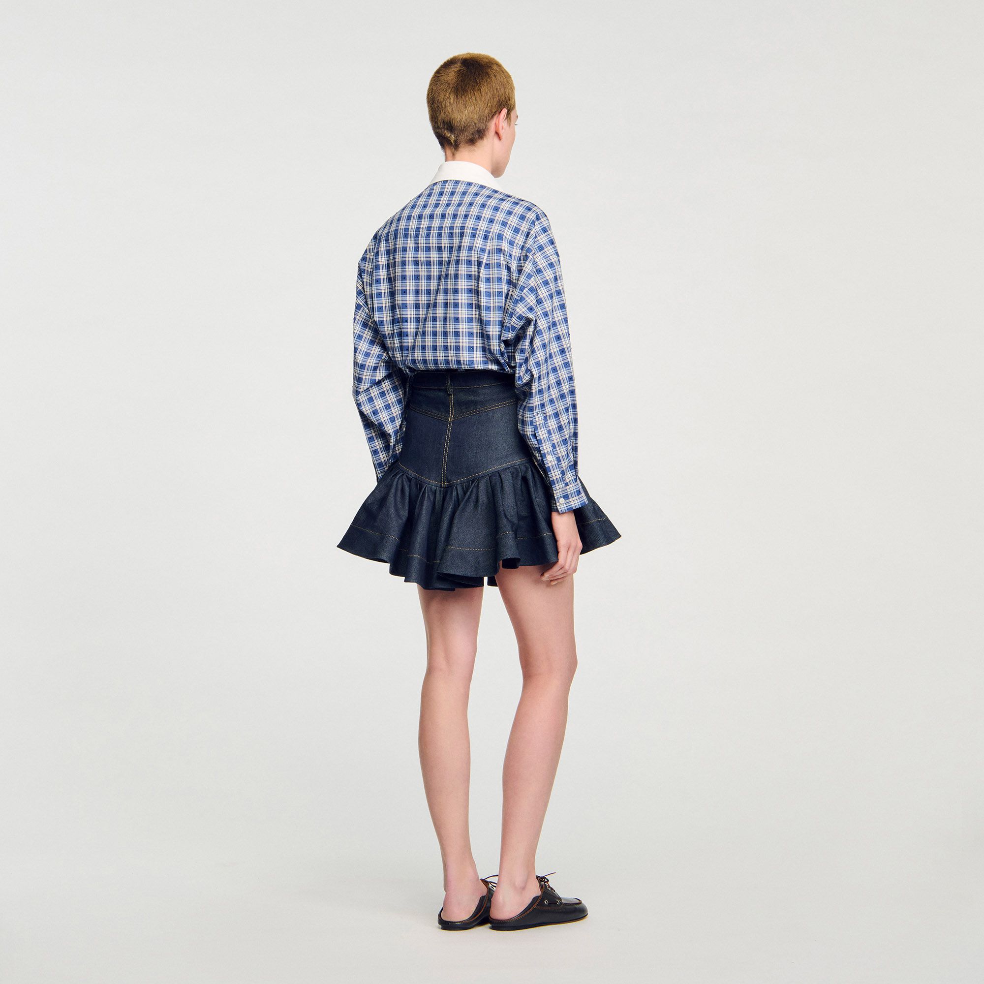 Sandro - Chân váy ngắn denim xếp nếp