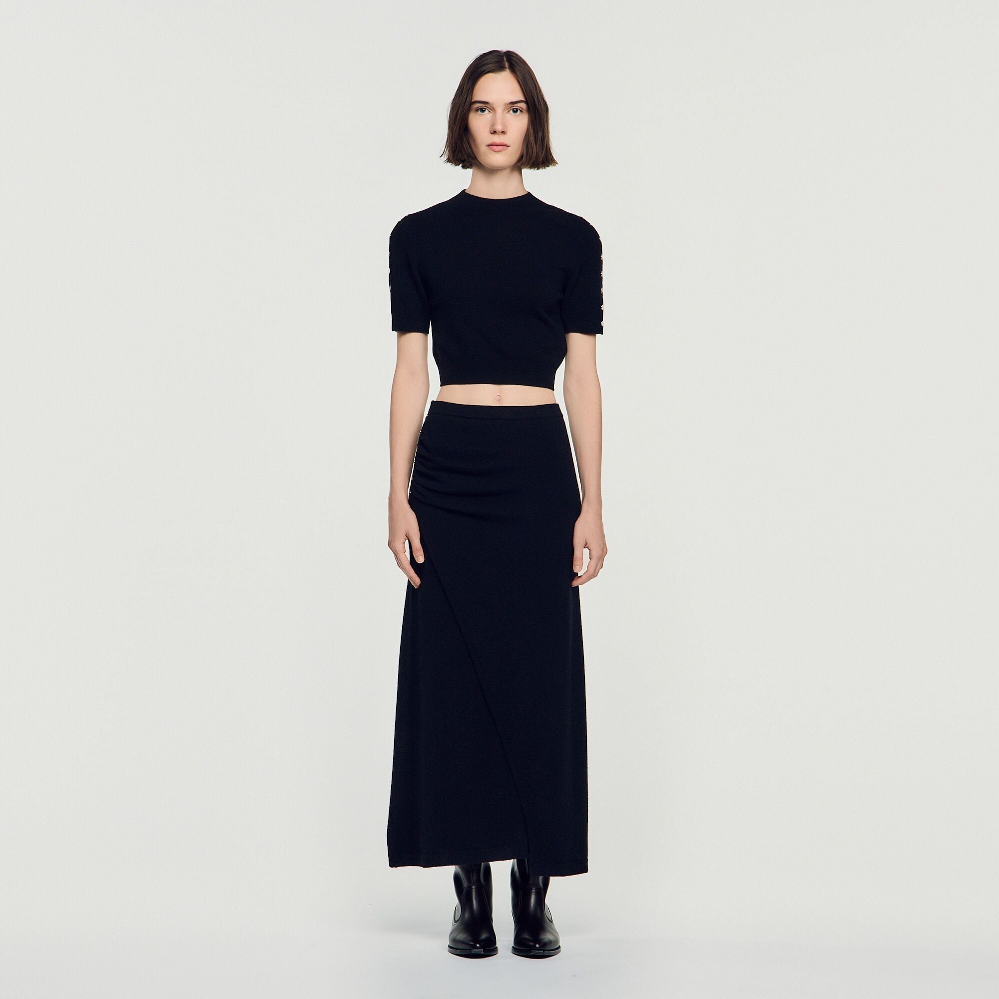 Chân váy maxi len cashmere đính khuy
