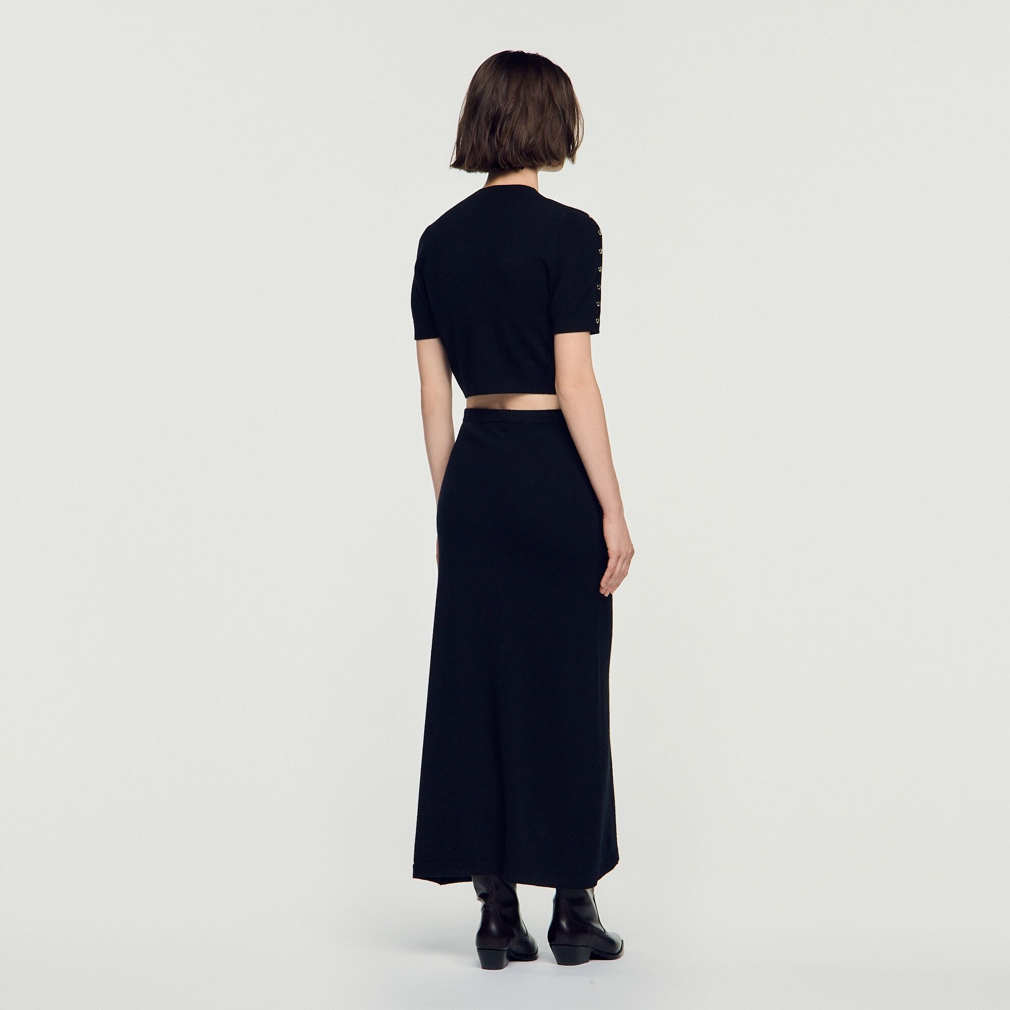 Chân váy maxi len cashmere đính khuy