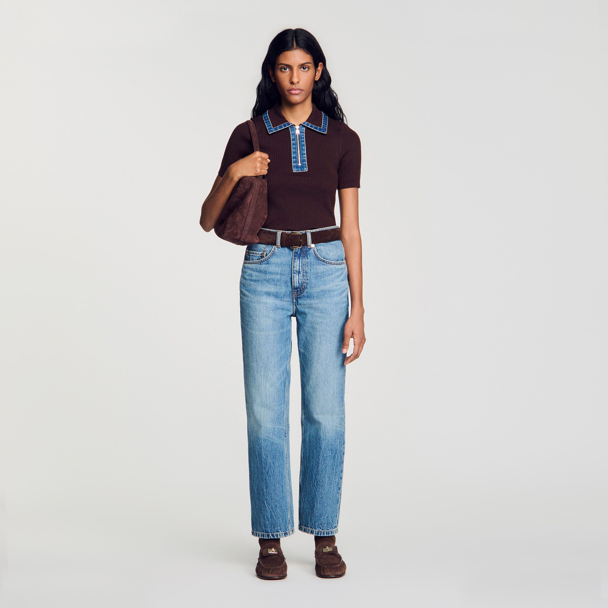 Sandro - Áo polo dệt kim với cổ áo denim