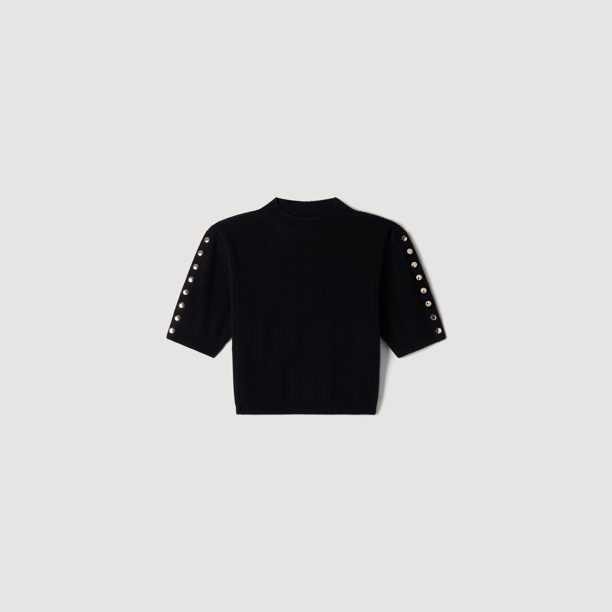 Áo len crop từ len và cashmere