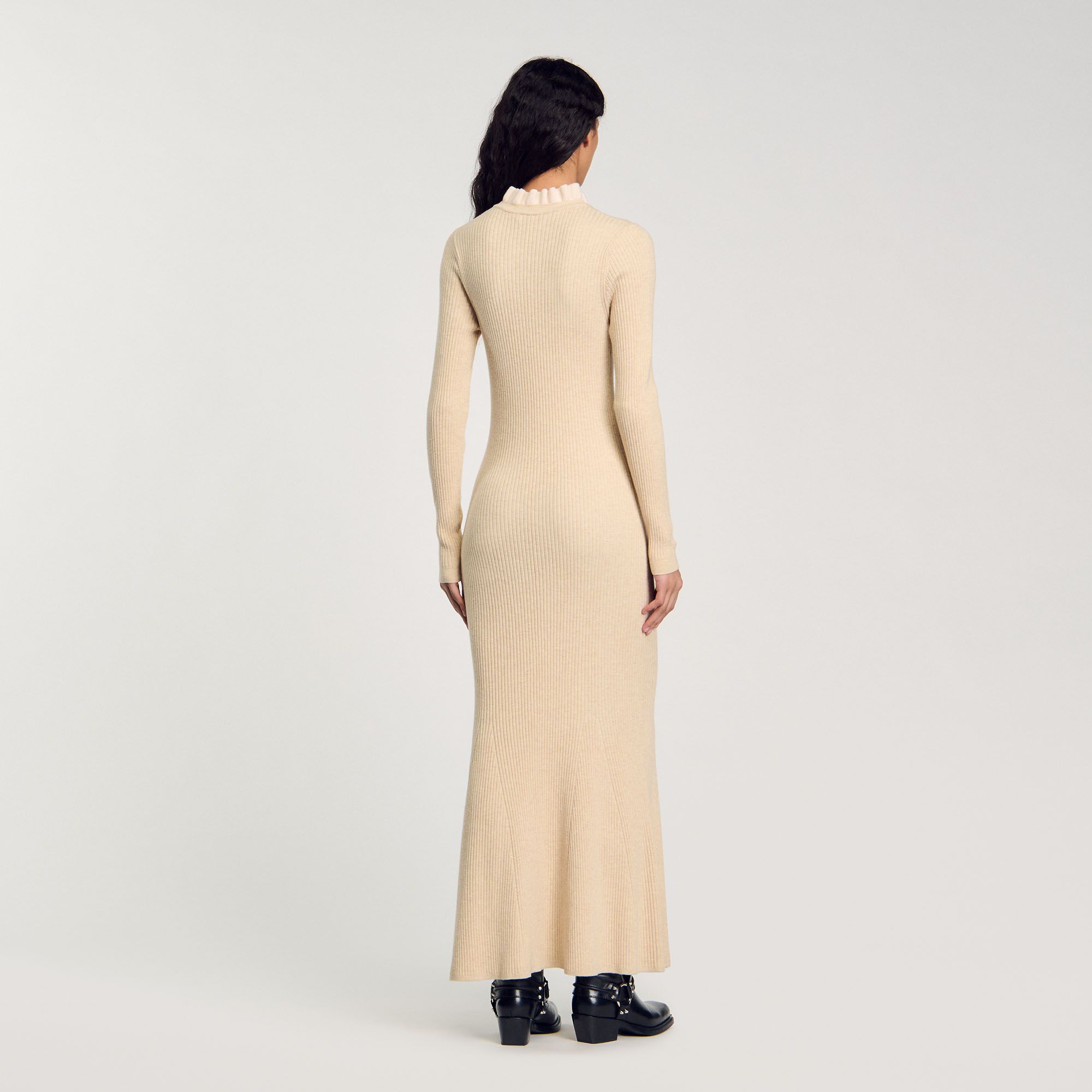 Sandro - Đầm dài maxi dệt kim cổ xếp nếp