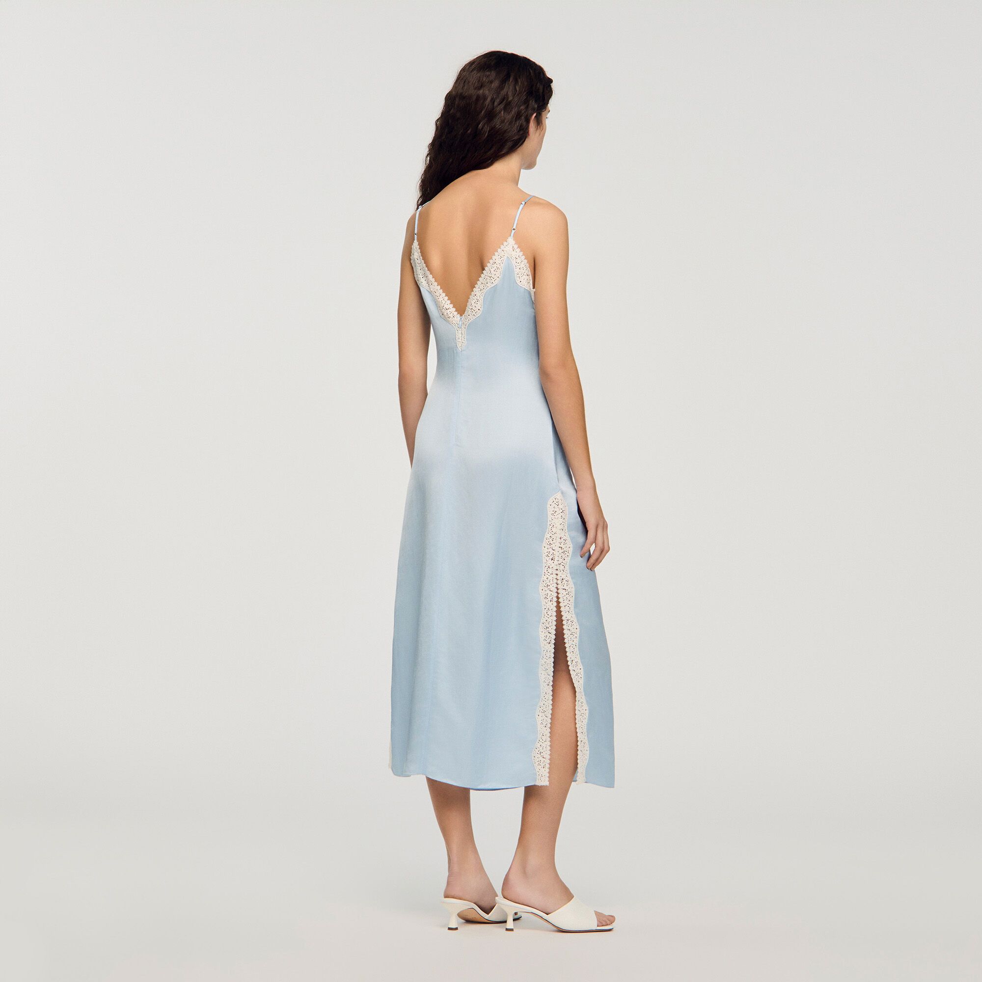 Sandro - Đầm maxi Gaiana satin có dây đeo vai