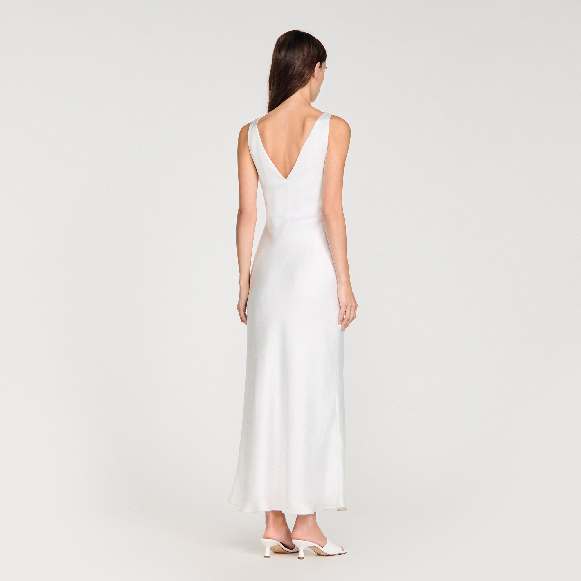 Sandro - Váy maxi hiệu ứng satin đính đá quý
