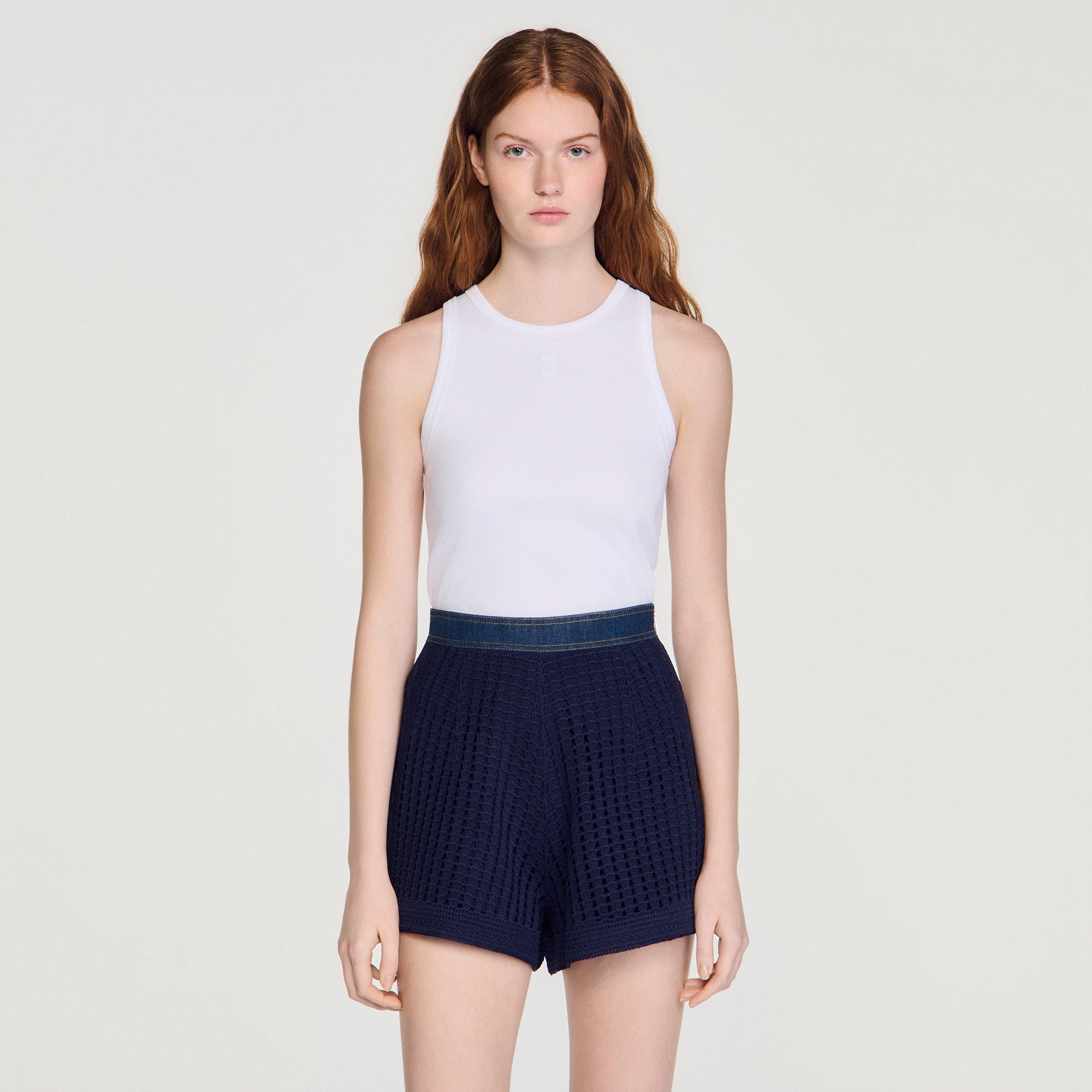 Quần short crochet cạp cao