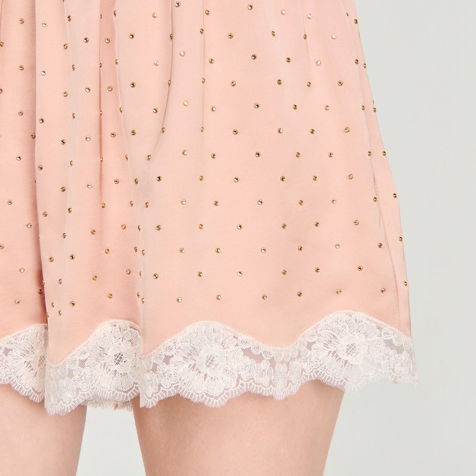 Sandro - Quần short đính đá phối ren