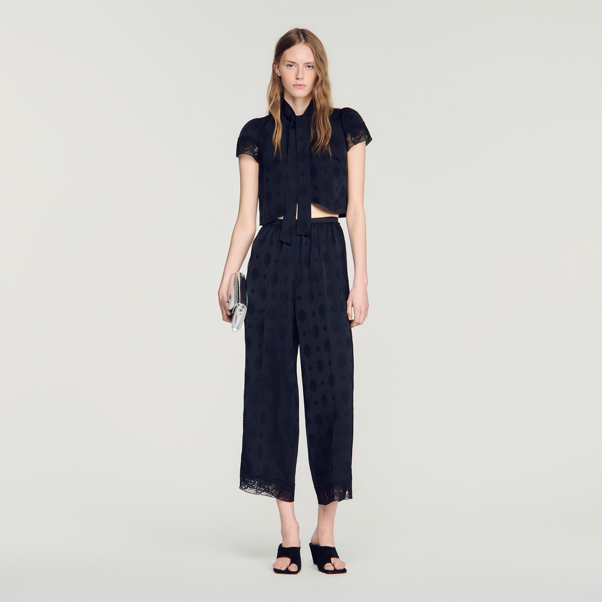 Sandro - Áo croptop họa tiết Paisley jacquard